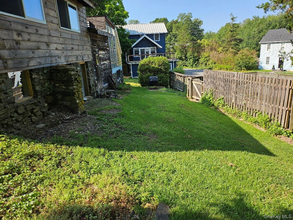 807 Lucas Avenue Extension, Hurley, NY 12443