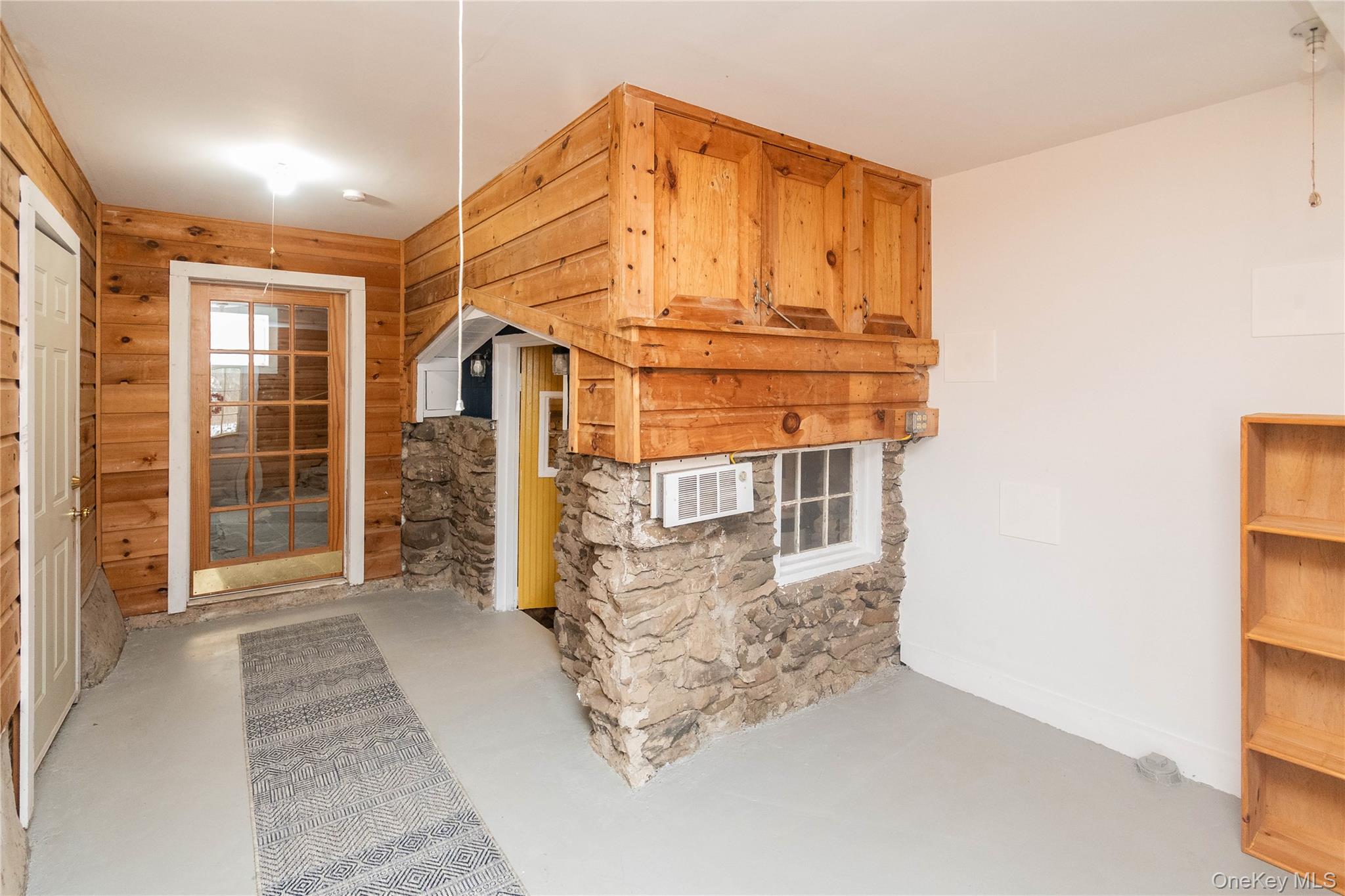 807 Lucas Avenue Extension, Hurley, NY 12443