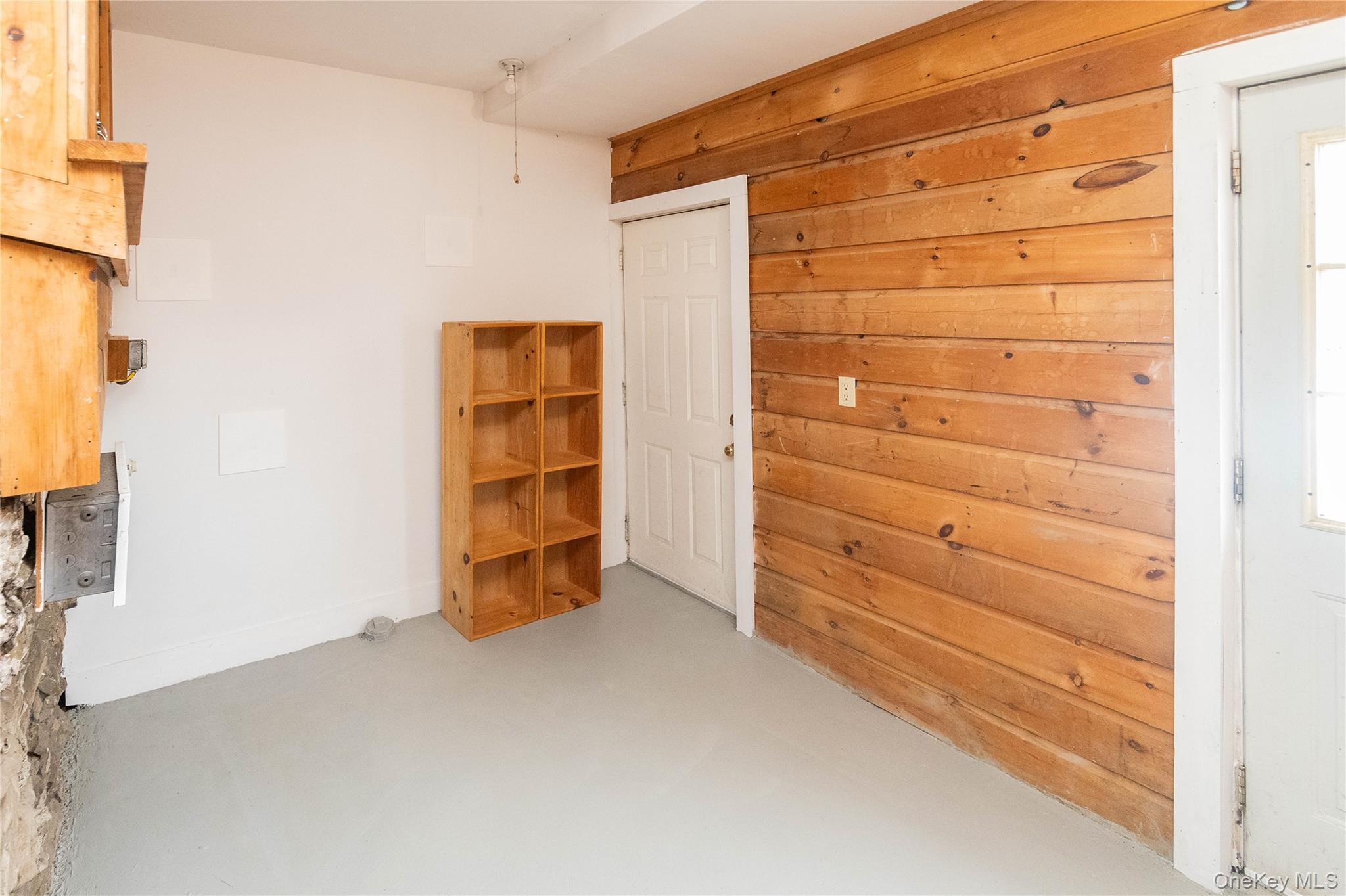 807 Lucas Avenue Extension, Hurley, NY 12443