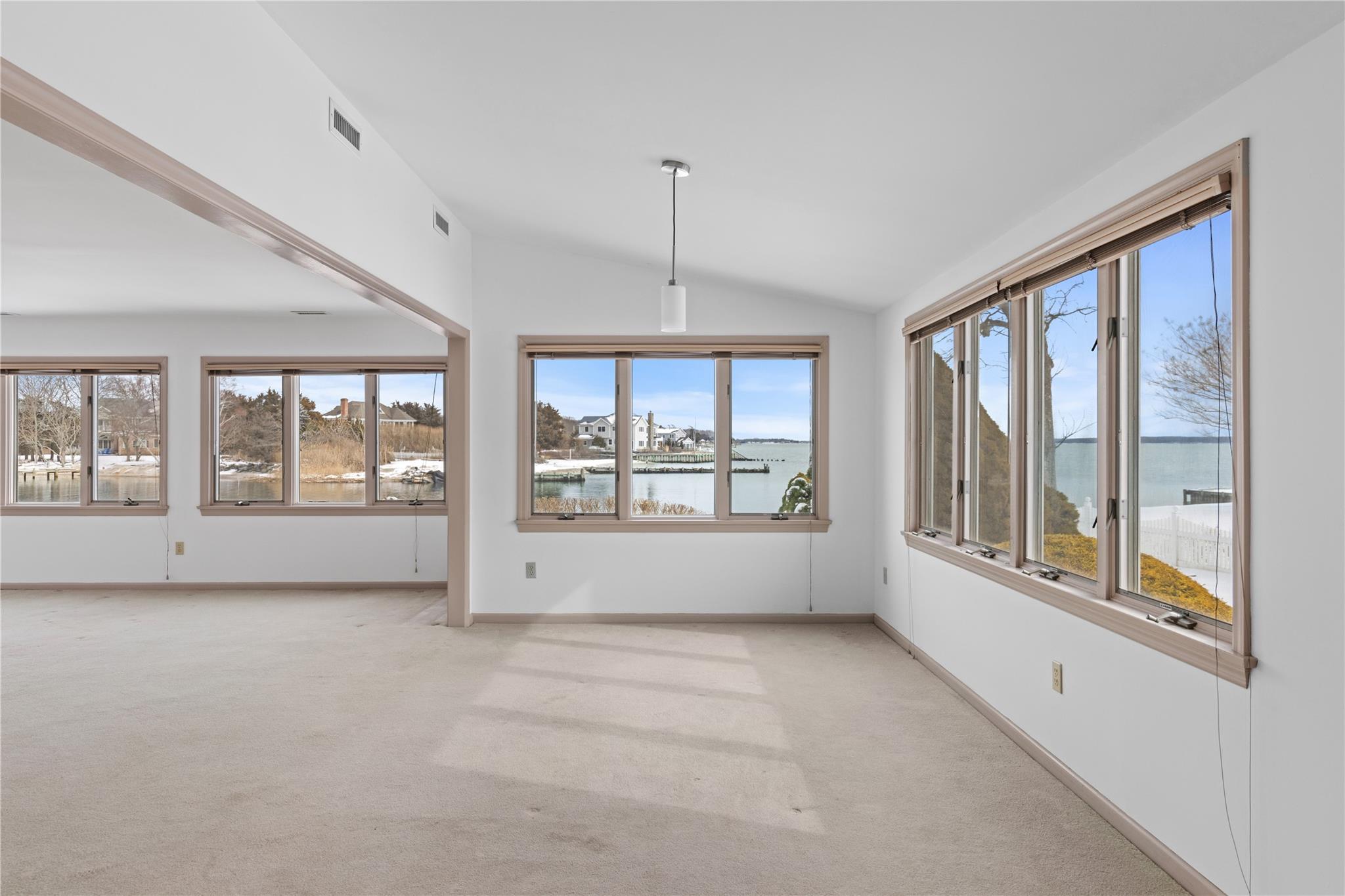 855 Old Salt Road, Mattituck, NY 11952