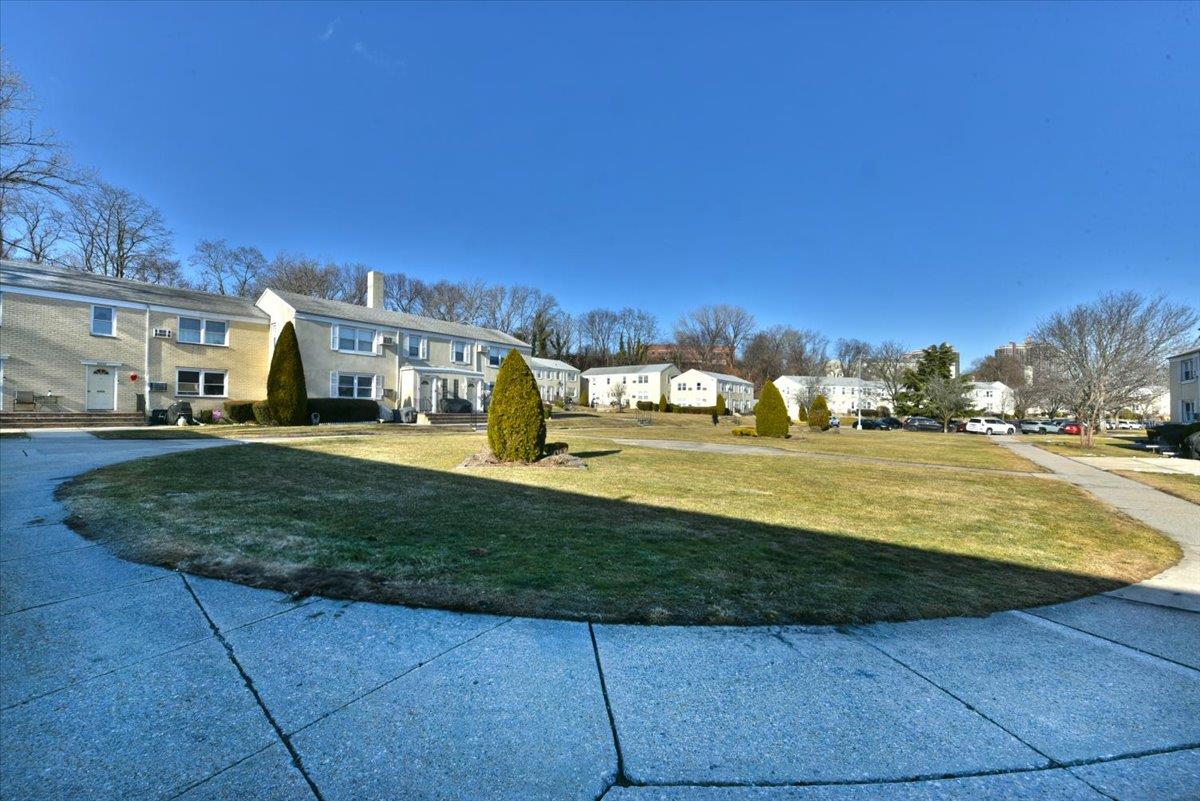 251-05 71st Road # 05, Bellerose, NY 11426