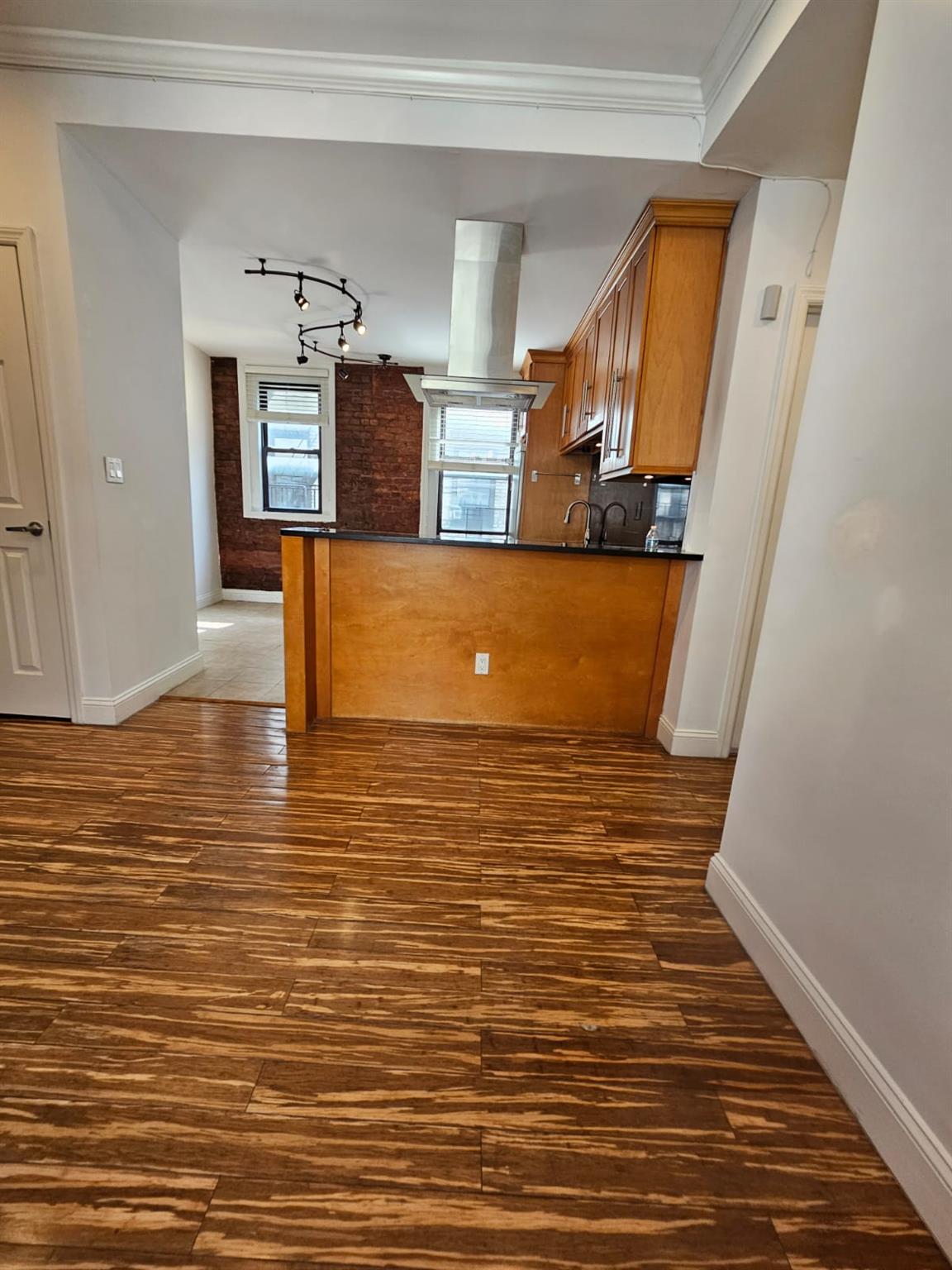 21-15 33 Street # 4G, Astoria, NY 11105