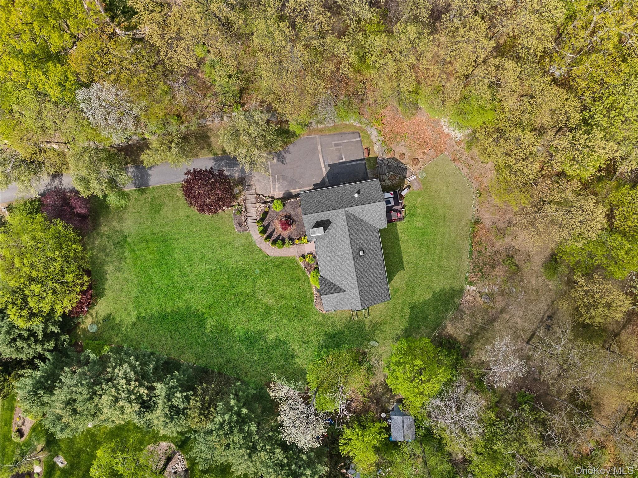 24 Table Rock Road, Tuxedo Park, NY 10987