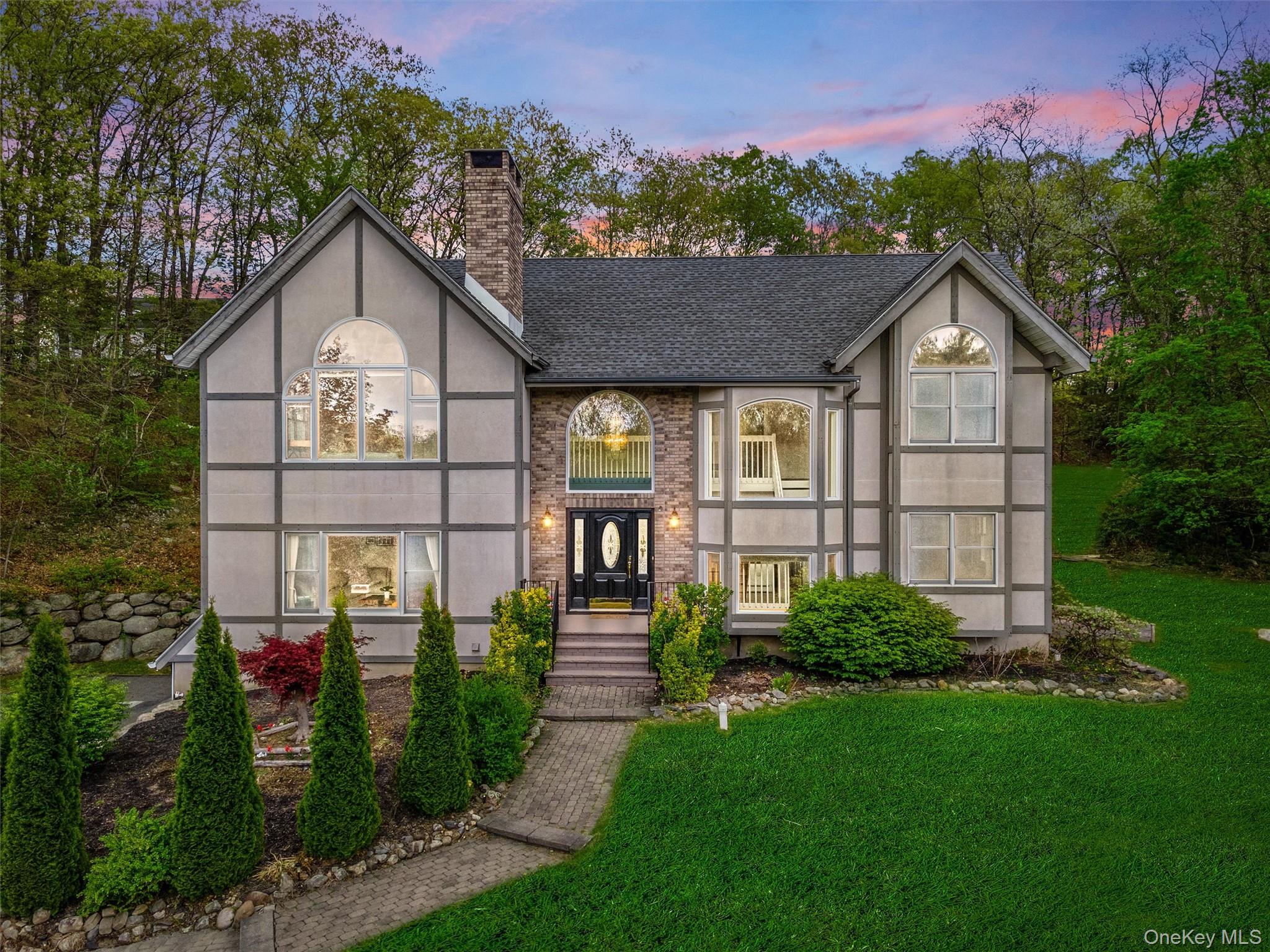 24 Table Rock Road, Tuxedo Park, NY 10987