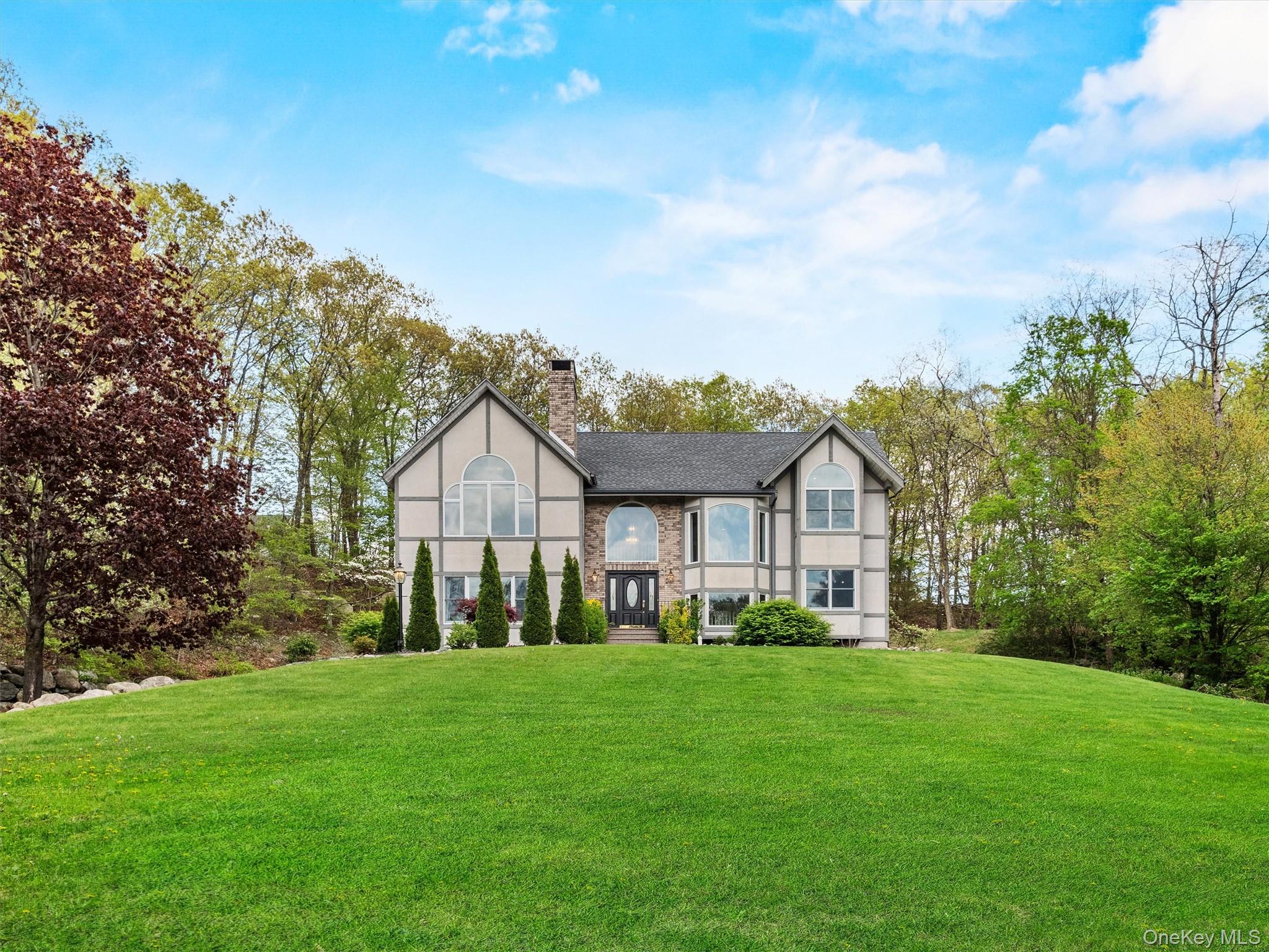 24 Table Rock Road, Tuxedo Park, NY 10987