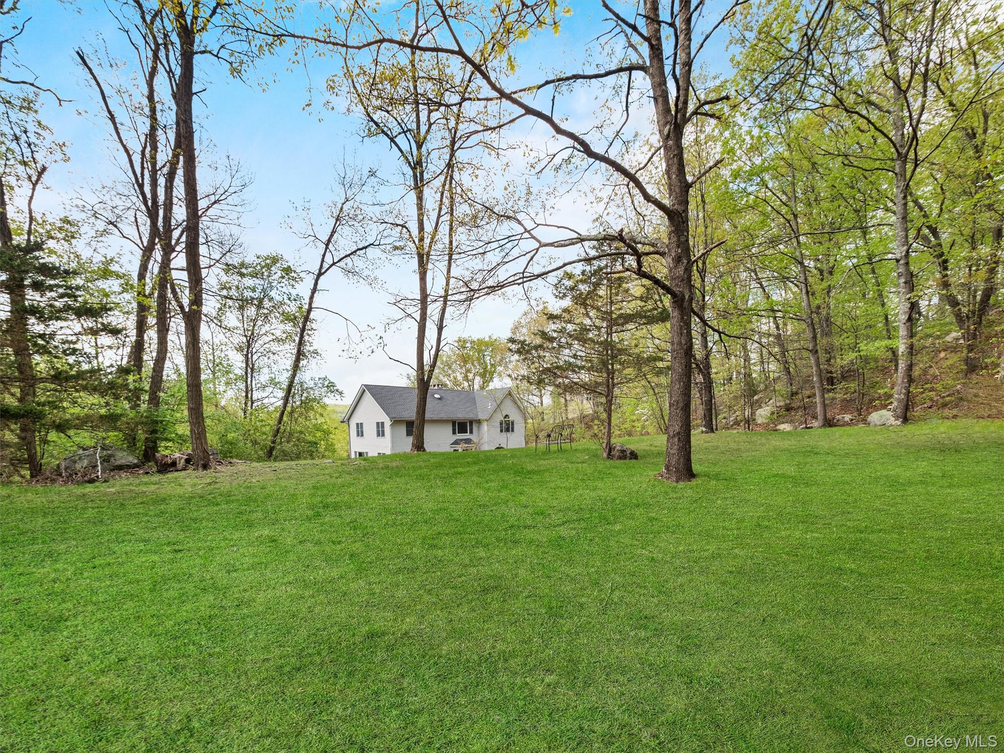 24 Table Rock Road, Tuxedo Park, NY 10987