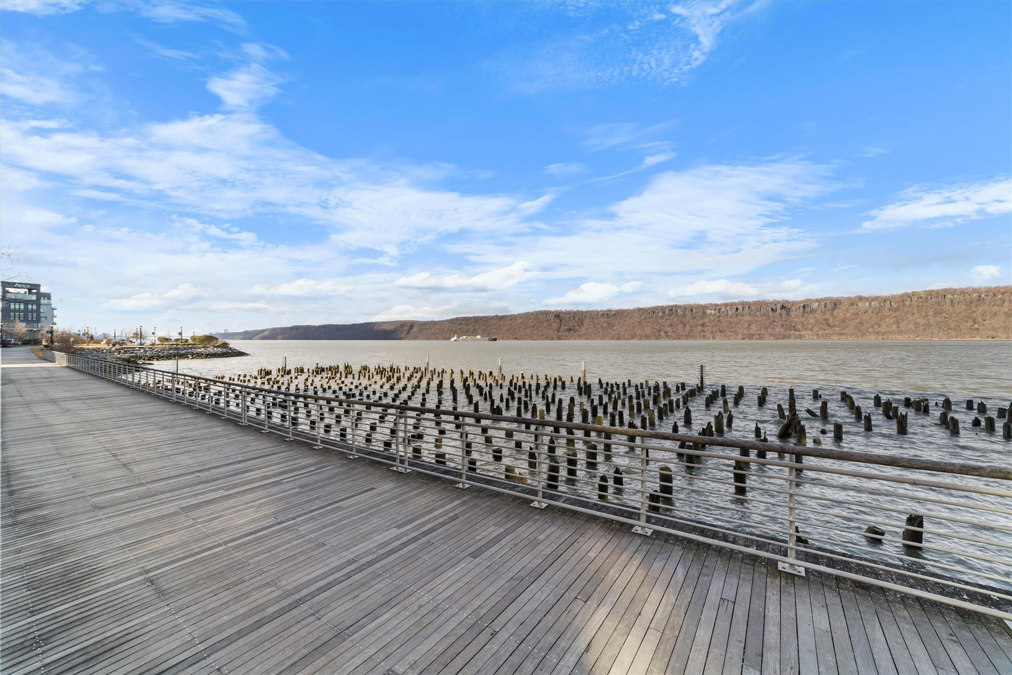 23 Water Grant Street # 8G, Yonkers, NY 10701