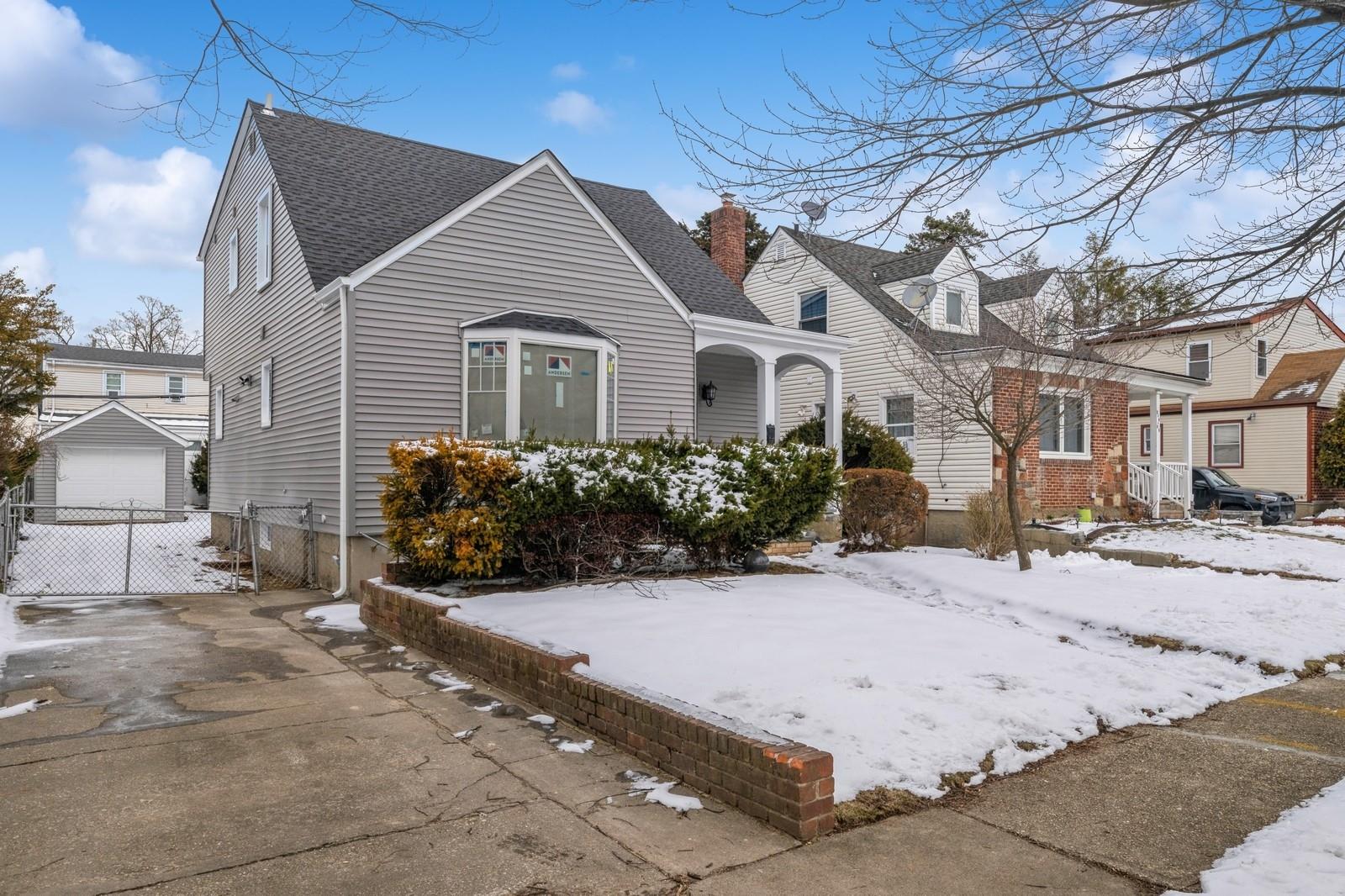 246-59 86th Road, Bellerose, NY 11426