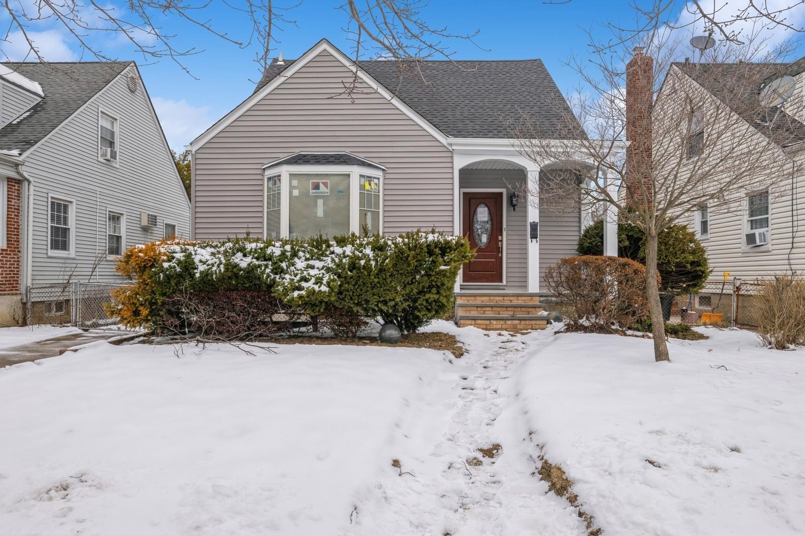 246-59 86th Road, Bellerose, NY 11426