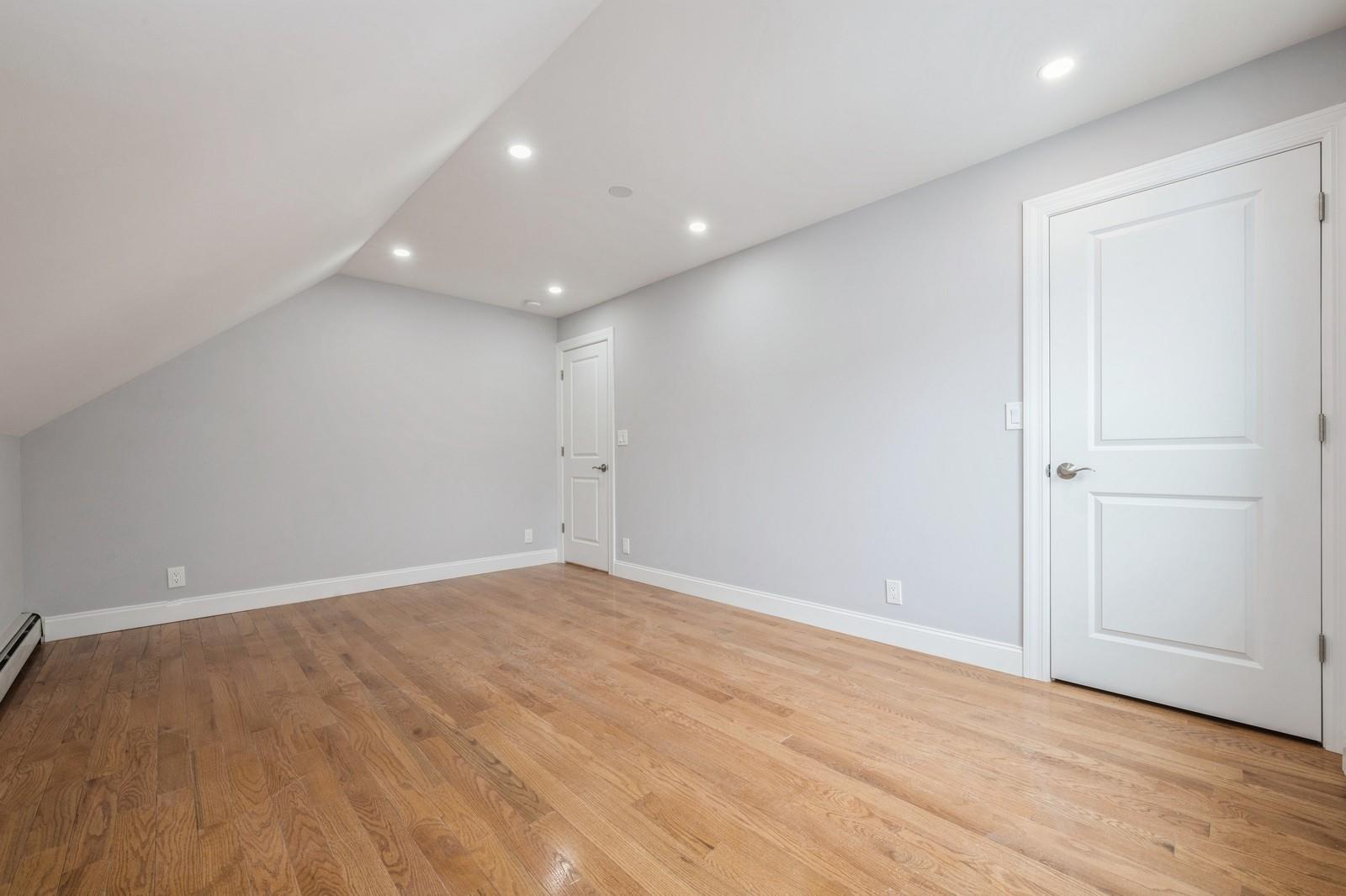 246-59 86th Road, Bellerose, NY 11426