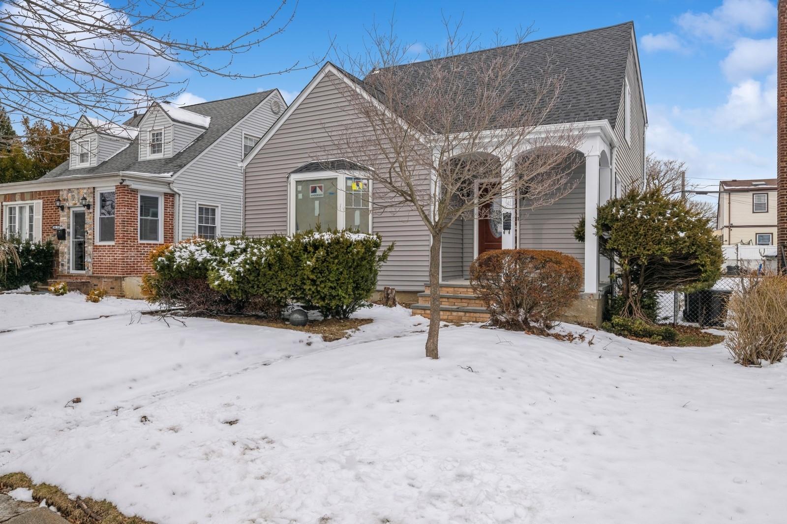 246-59 86th Road, Bellerose, NY 11426