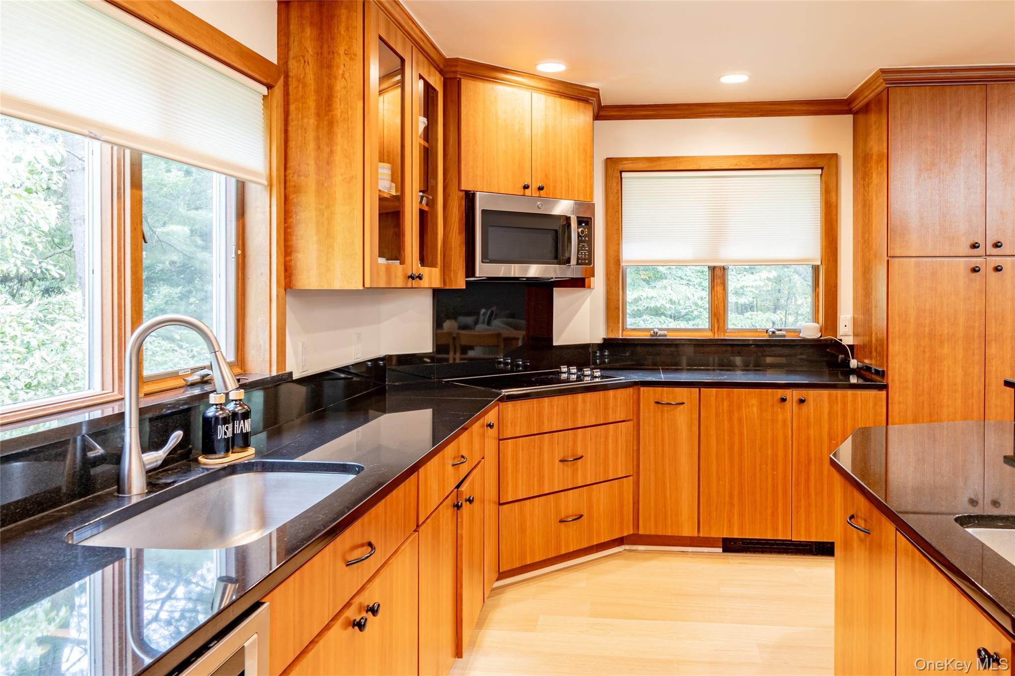 37 Patricia Drive, Pleasant Valley, NY 12569