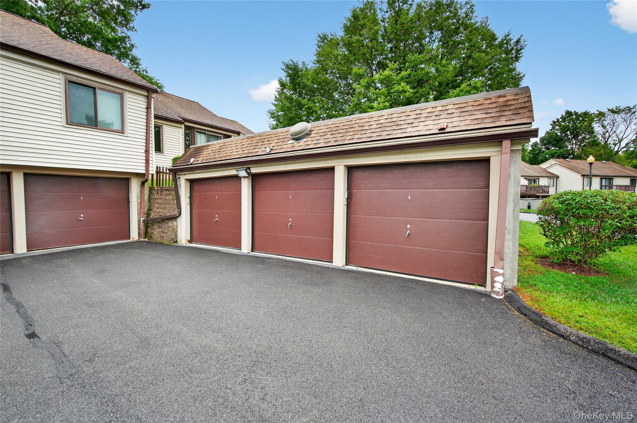 41 Jefferson Oval # B, Yorktown Heights, NY 10598