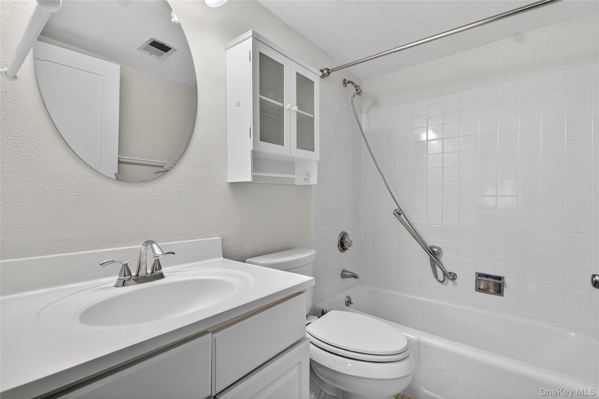 41 Jefferson Oval # B, Yorktown Heights, NY 10598