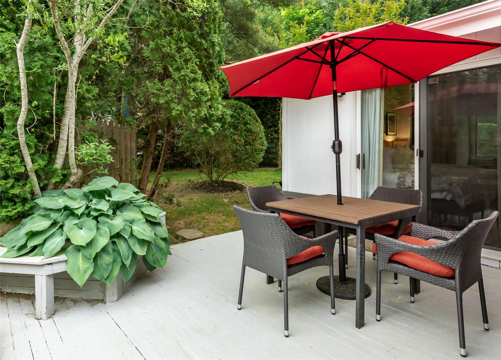 21 Hillover Road E, Hampton Bays, NY 11946