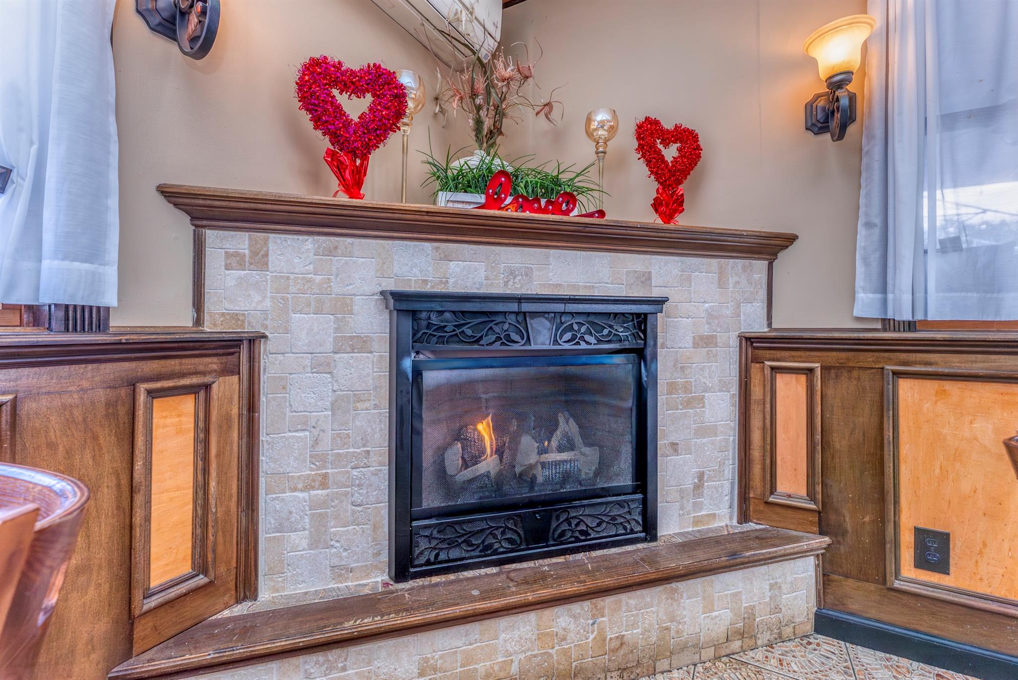 812 Ulster Avenue, Kingston, NY 12401