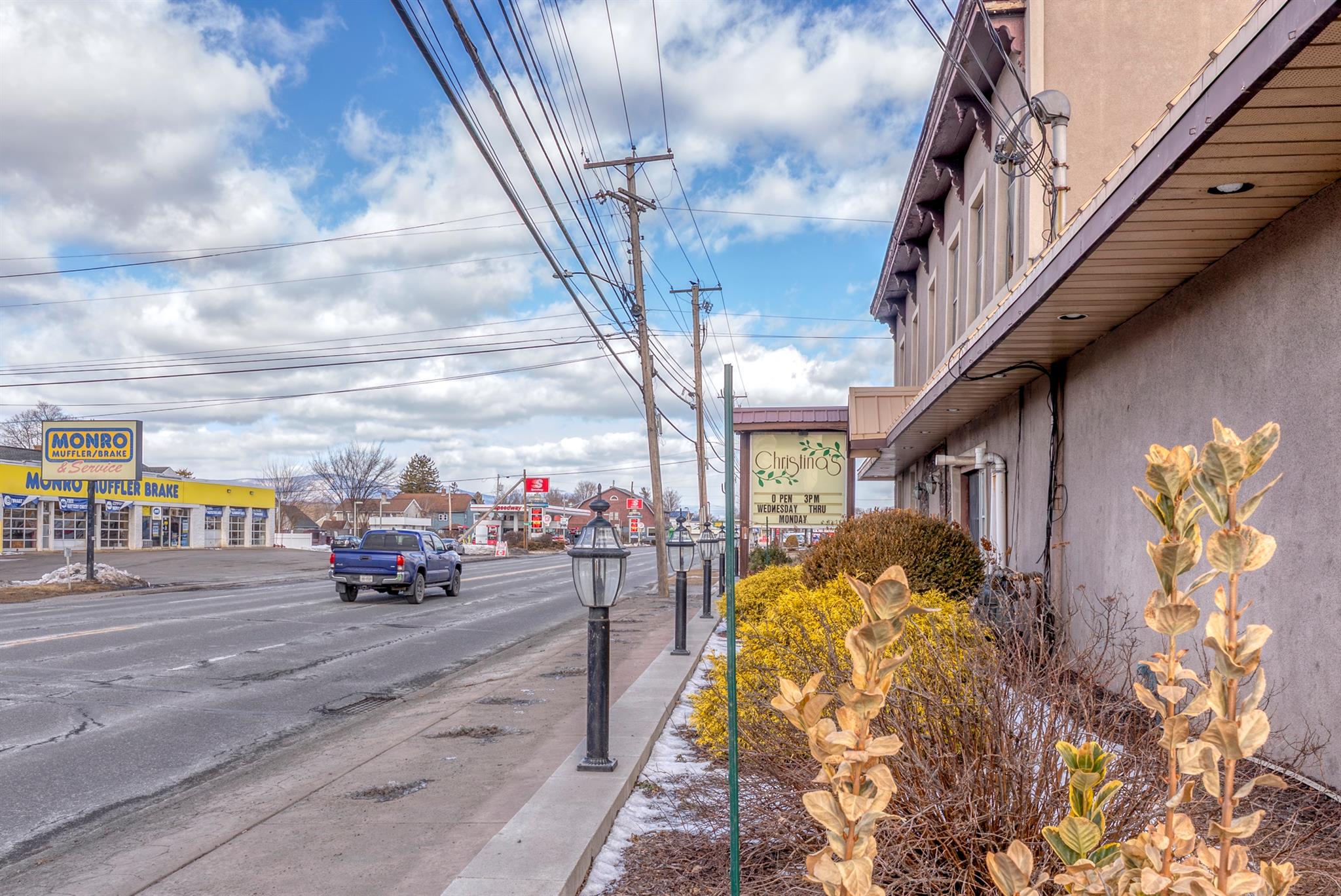 812 Ulster Avenue, Kingston, NY 12401