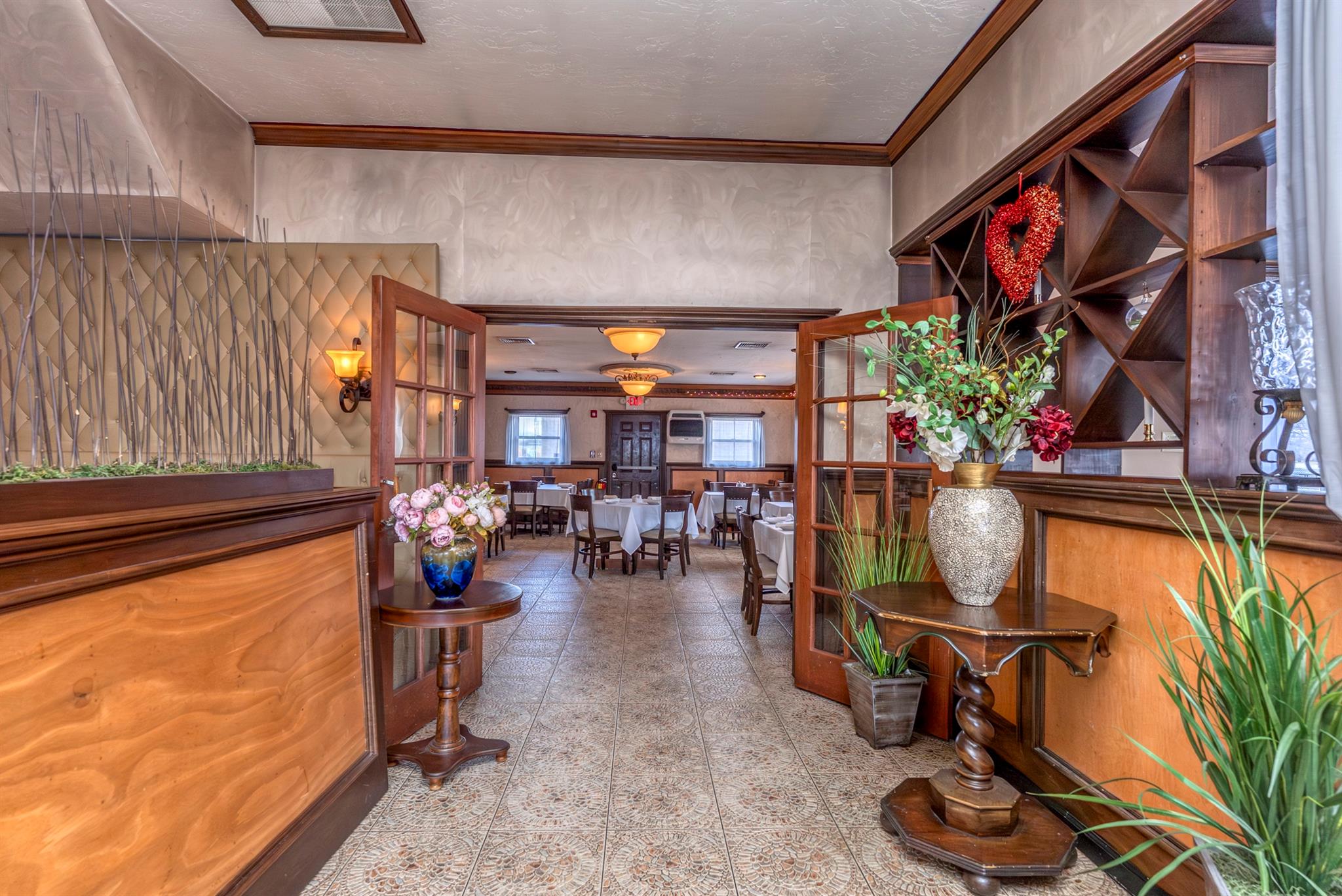 812 Ulster Avenue, Kingston, NY 12401