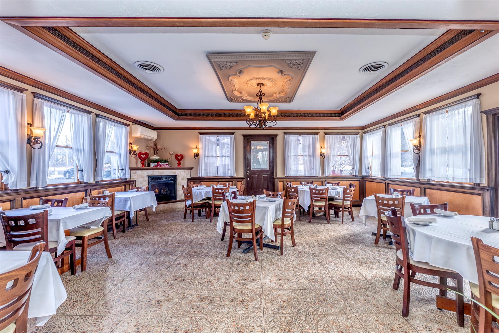 812 Ulster Avenue, Kingston, NY 12401