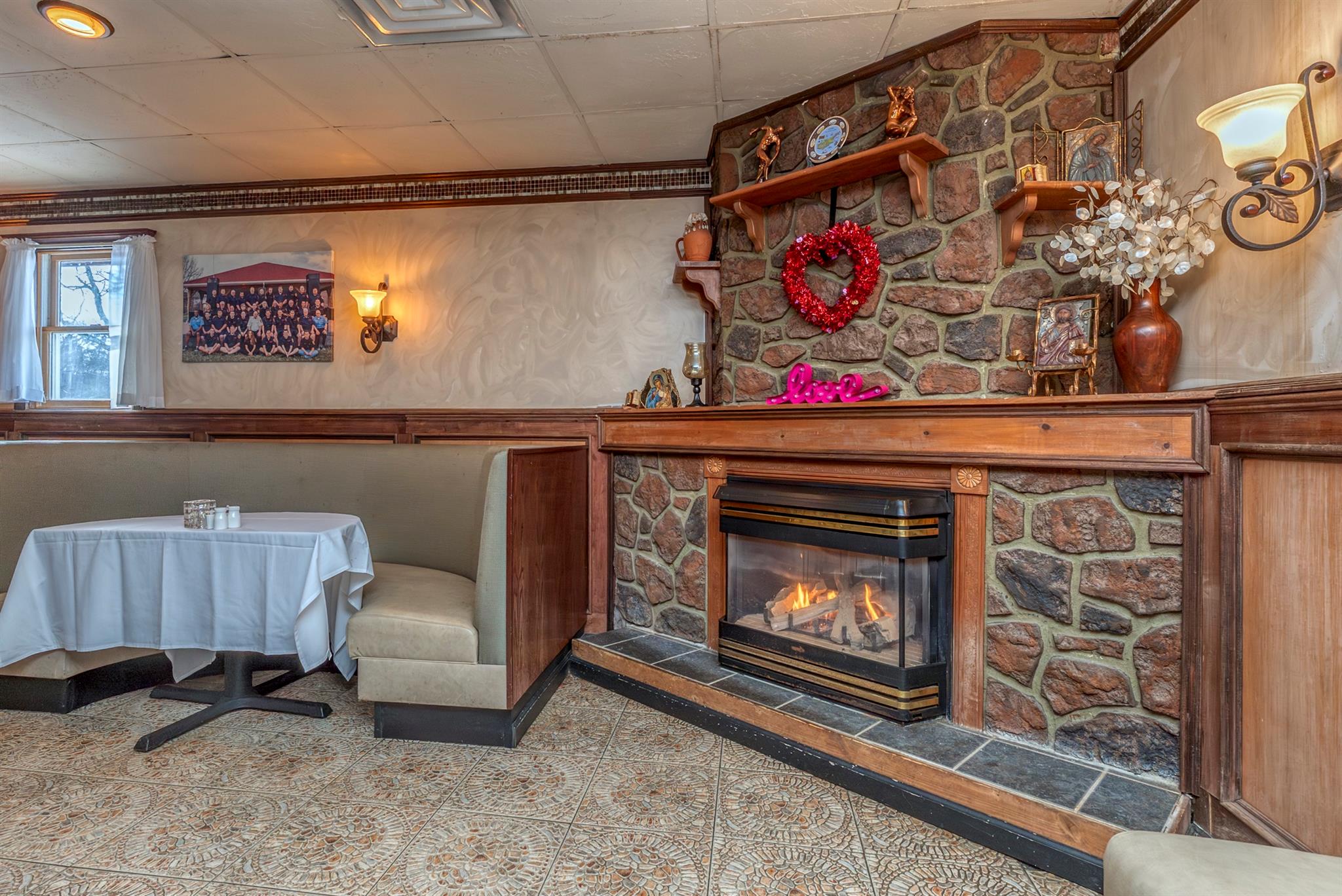 812 Ulster Avenue, Kingston, NY 12401