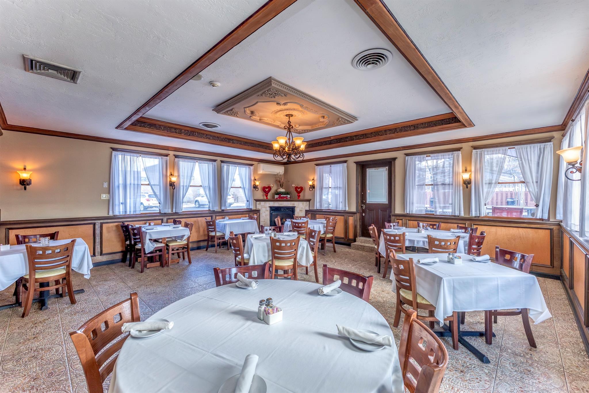 812 Ulster Avenue, Kingston, NY 12401