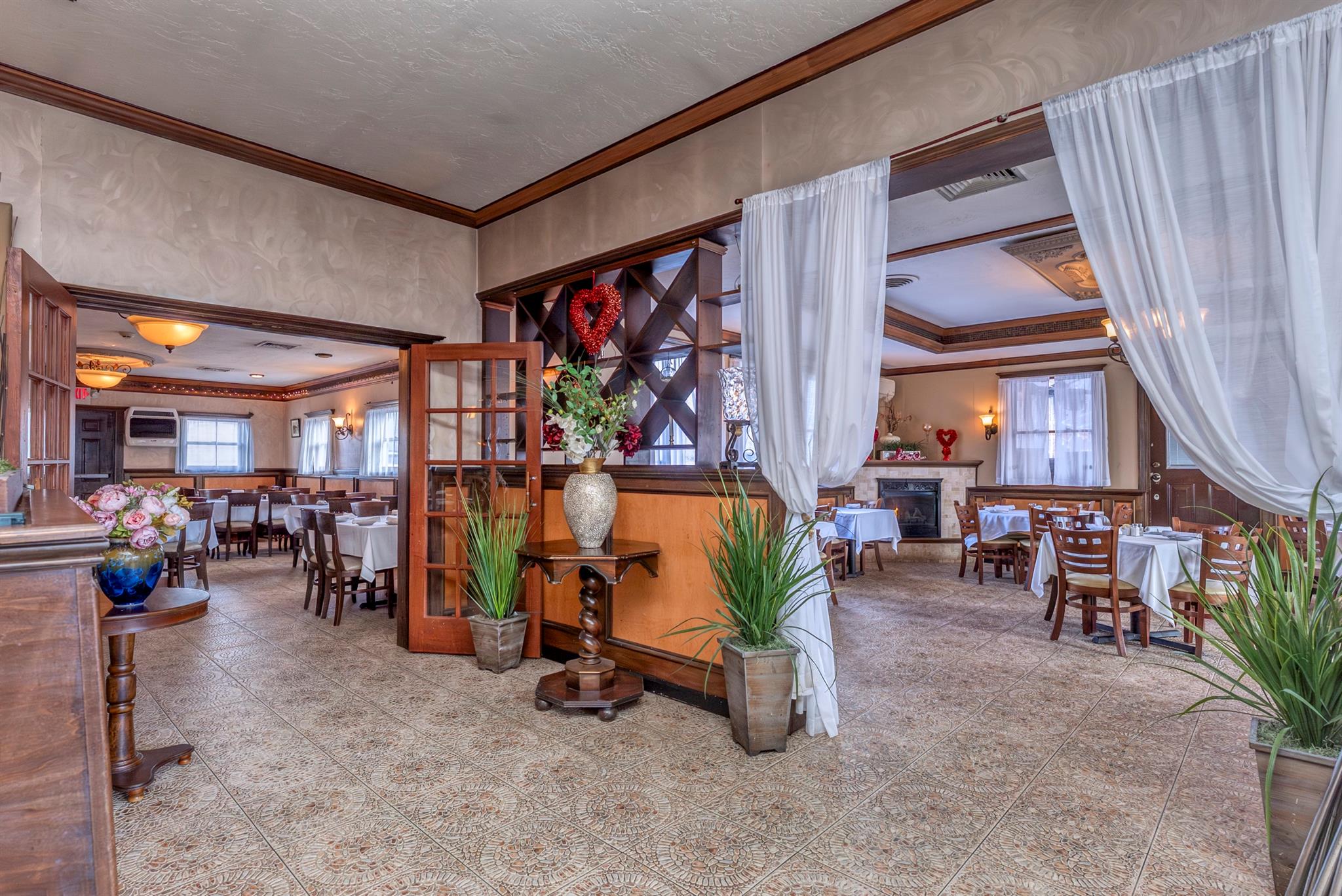 812 Ulster Avenue, Kingston, NY 12401