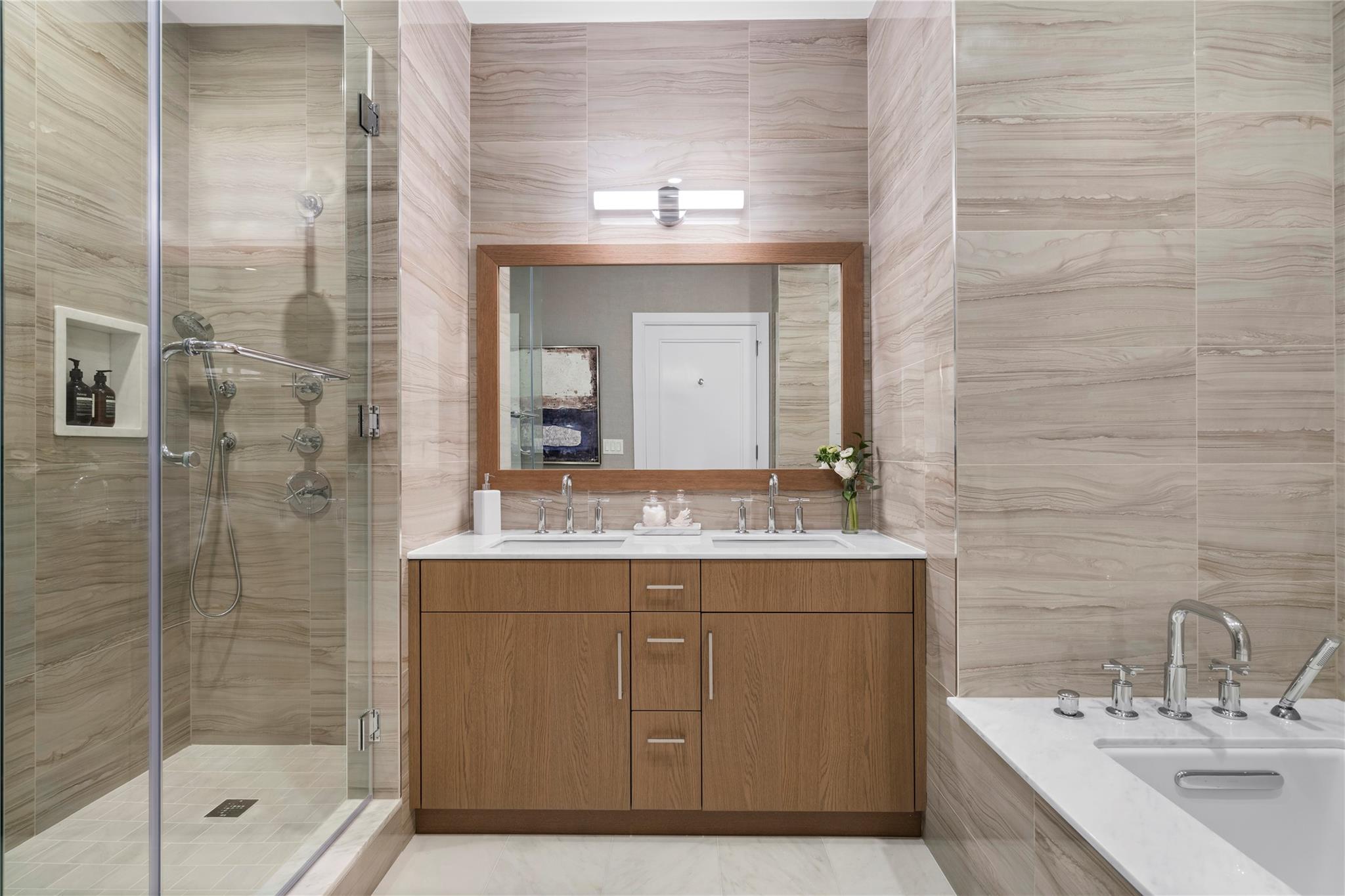 100 Garvies Point Road # 1211, Glen Cove, NY 11542