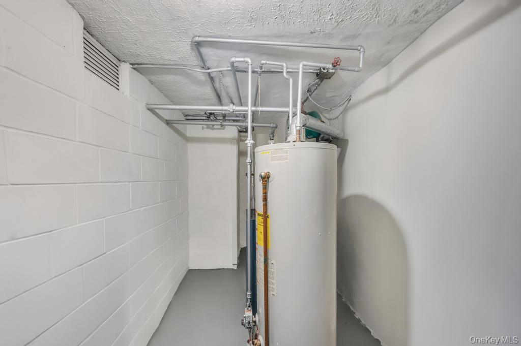 75-33 67th Road, Middle Village, NY 11379