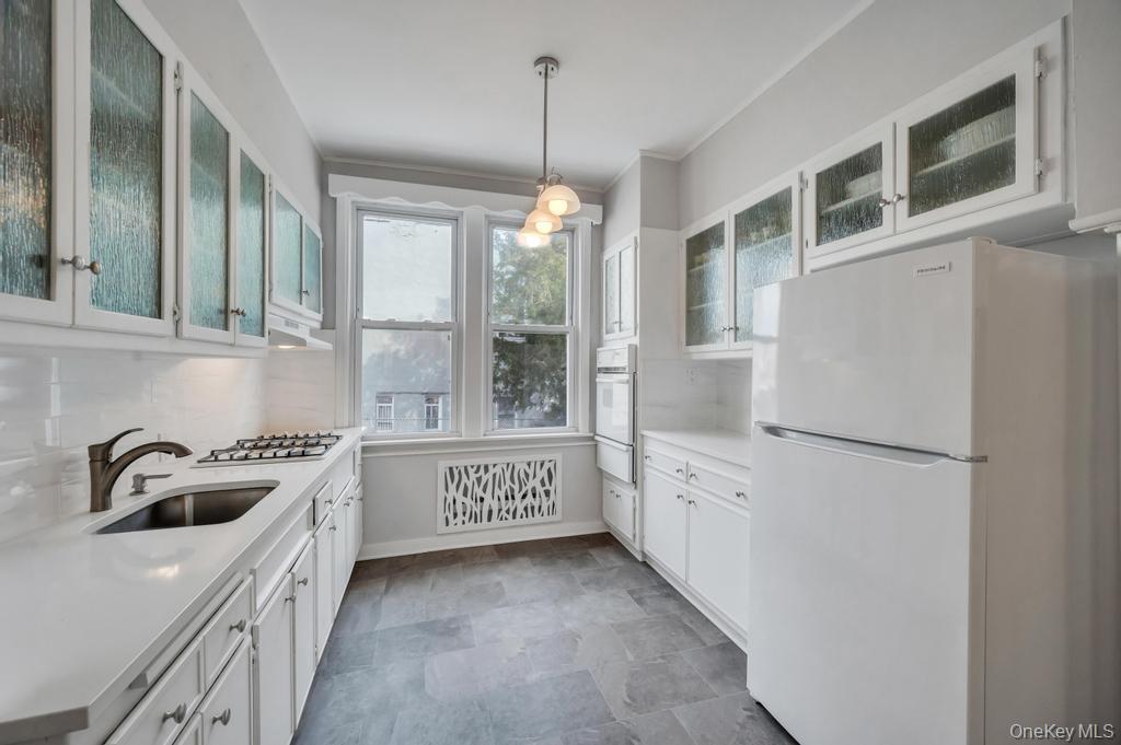 75-33 67th Road, Middle Village, NY 11379