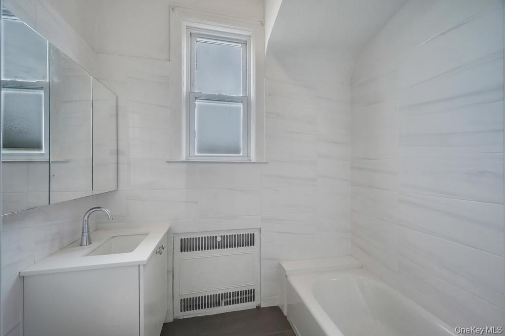 75-33 67th Road, Middle Village, NY 11379