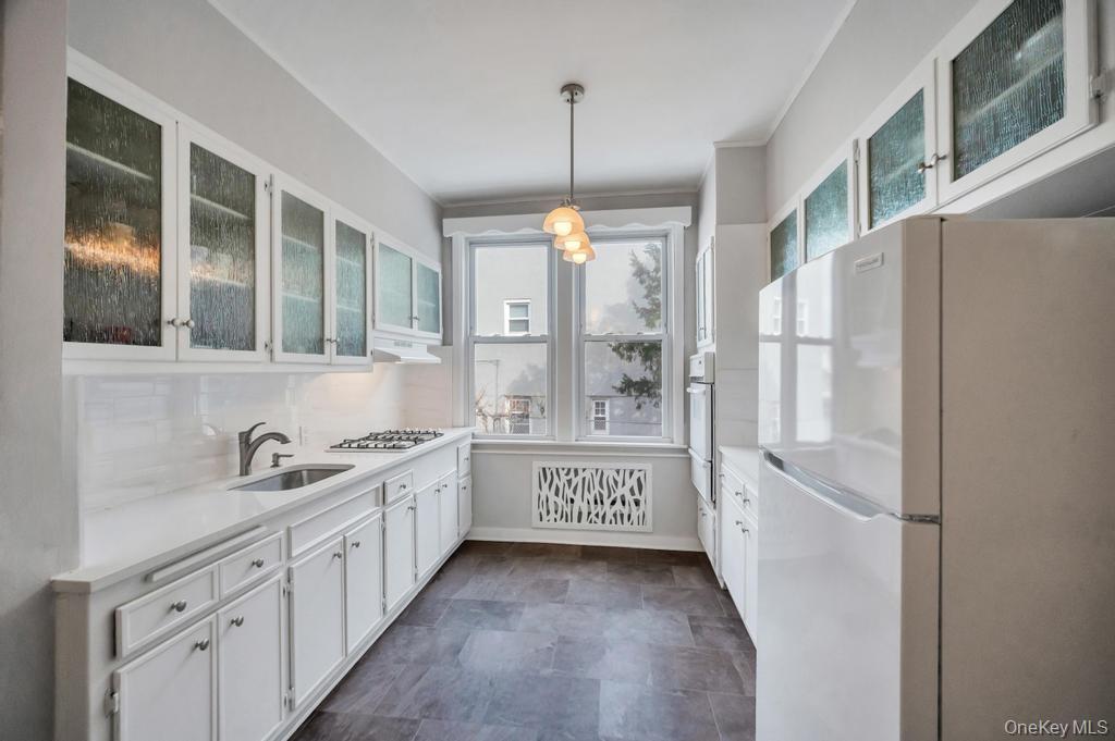 75-33 67th Road, Middle Village, NY 11379