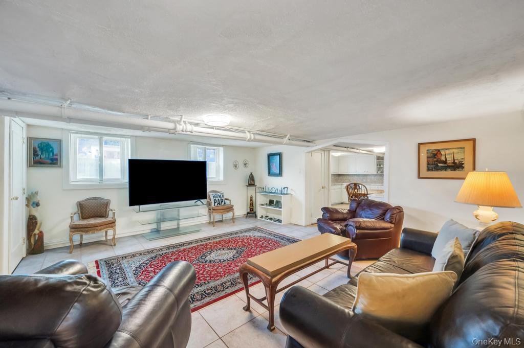 75-33 67th Road, Middle Village, NY 11379