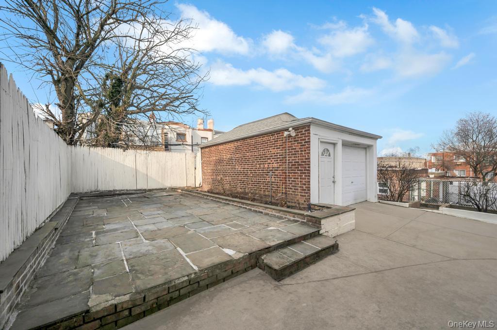 75-33 67th Road, Middle Village, NY 11379