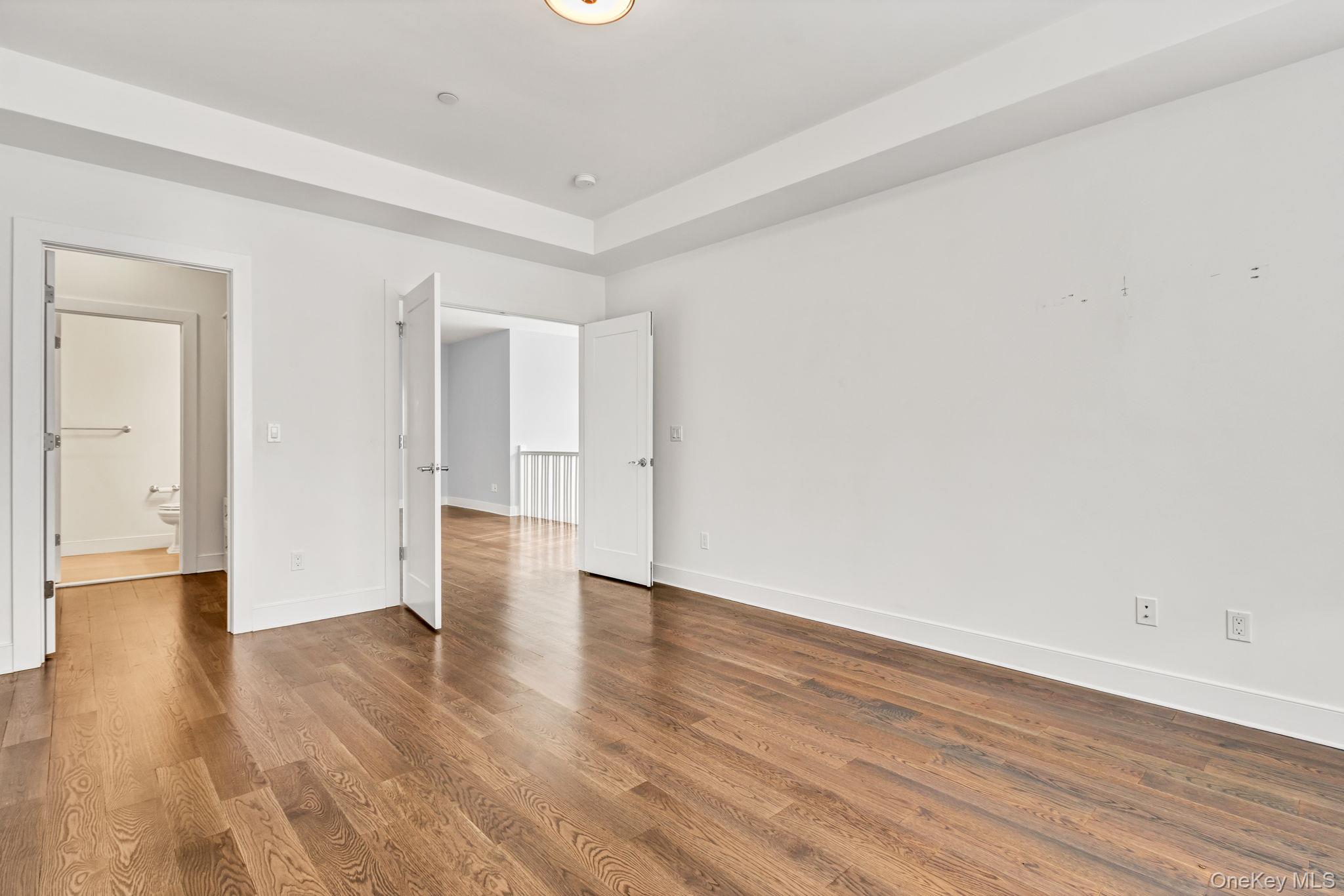 21 Honeysuckle Lane, Rye Brook, NY 10573