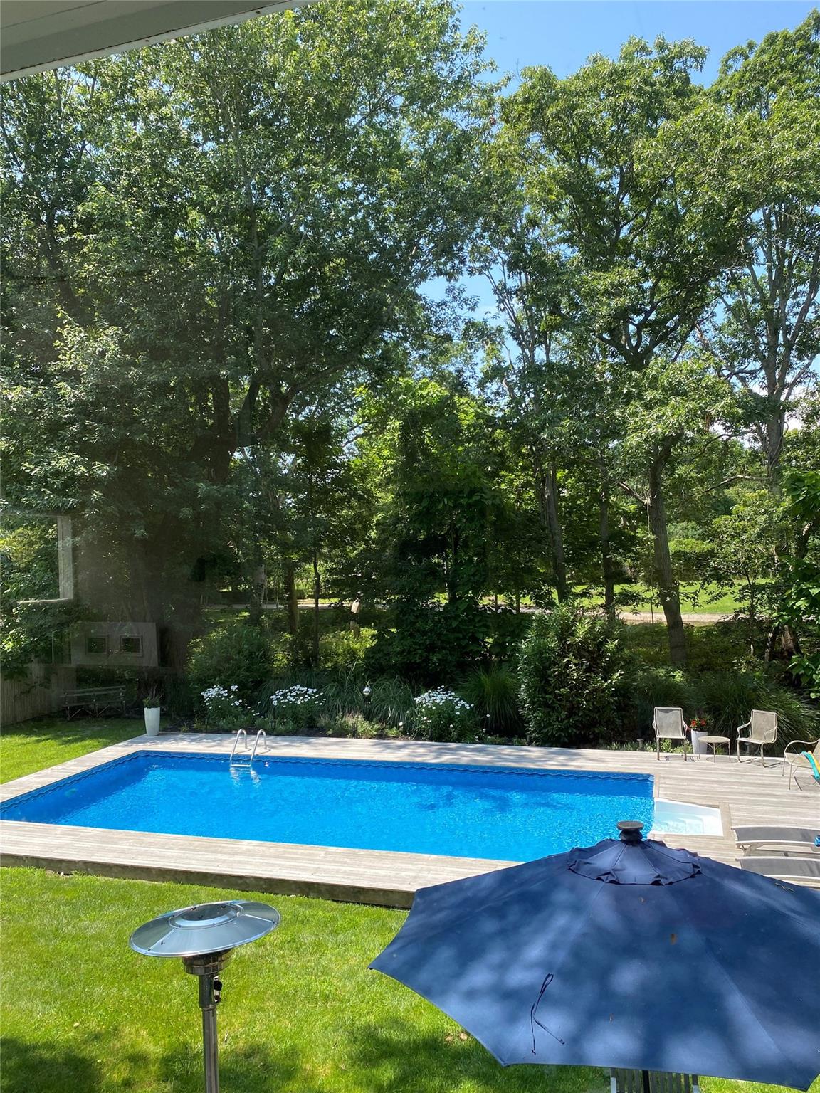 96 South Road, Westhampton, NY 11977