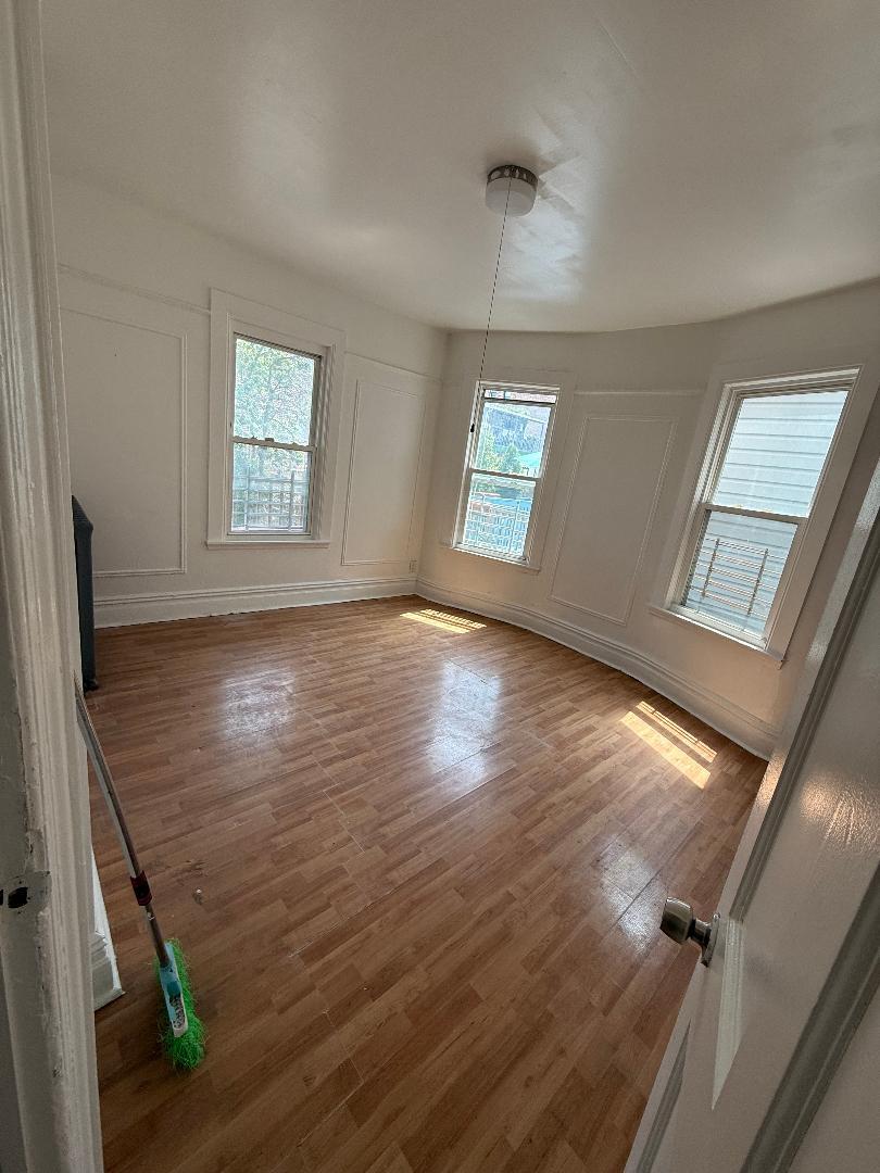 2919 Wallace Avenue, Bronx, NY 10467