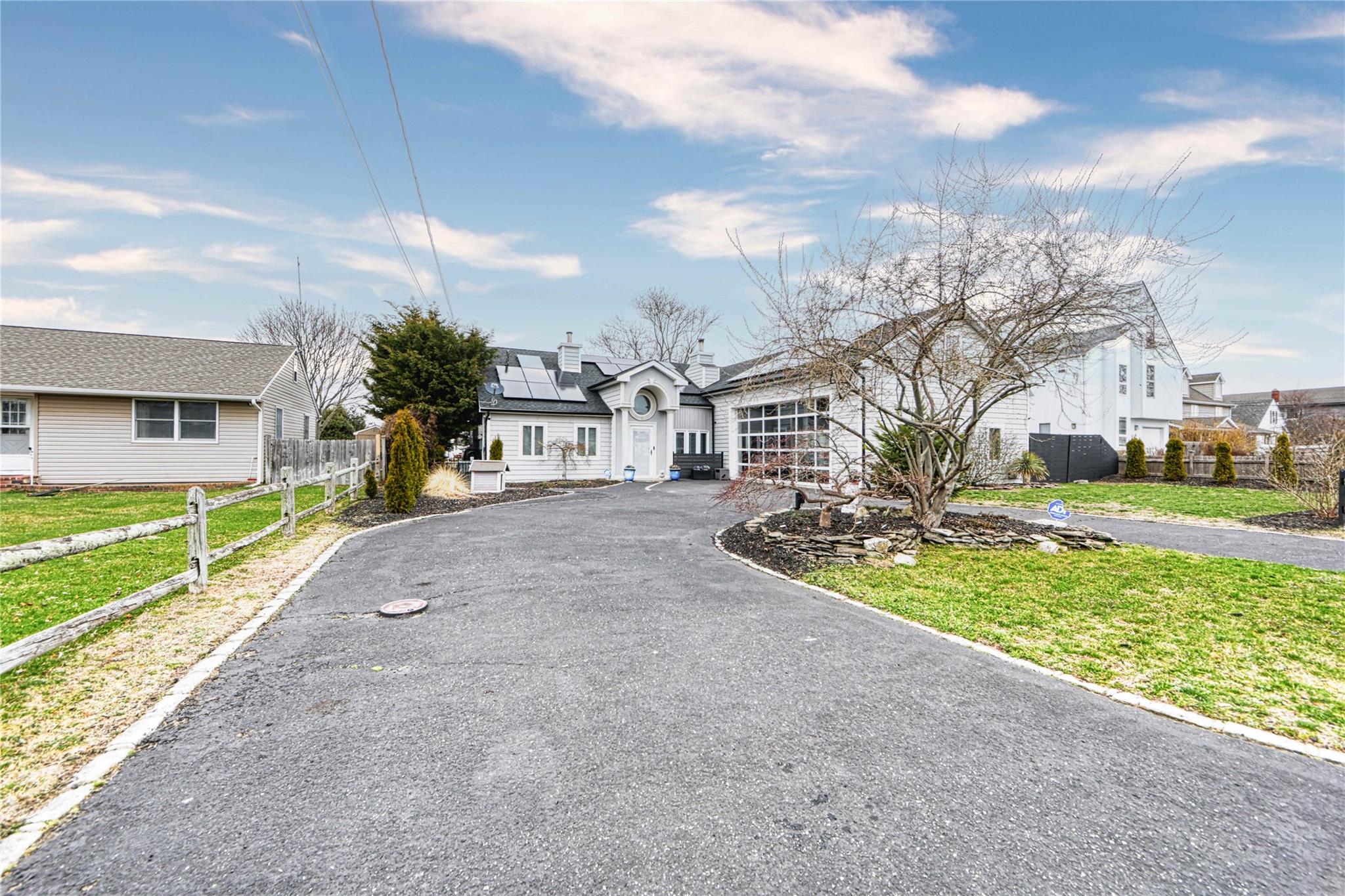 25 Fairlawn Court, Shirley, NY 11967