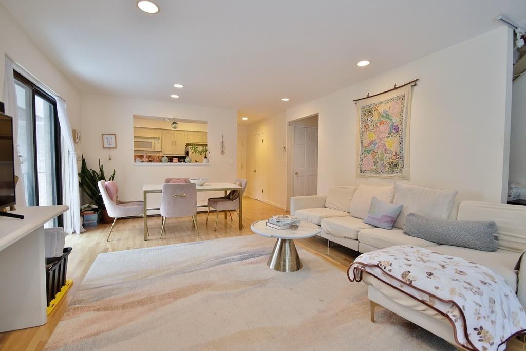 106 Kemeys Cove # 6, Briarcliff Manor, NY 10510