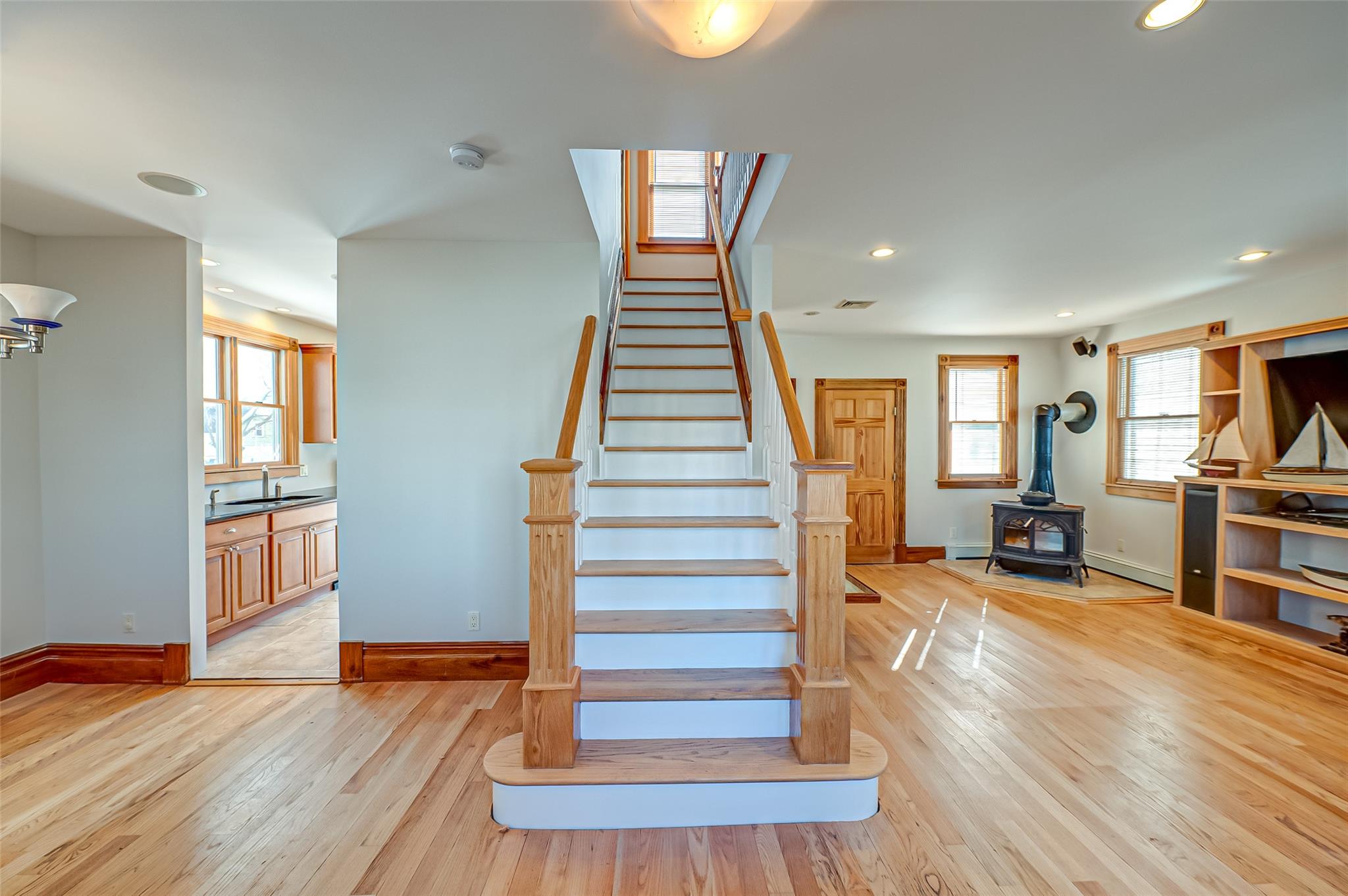 36 Spruce Street, Islip, NY 11751