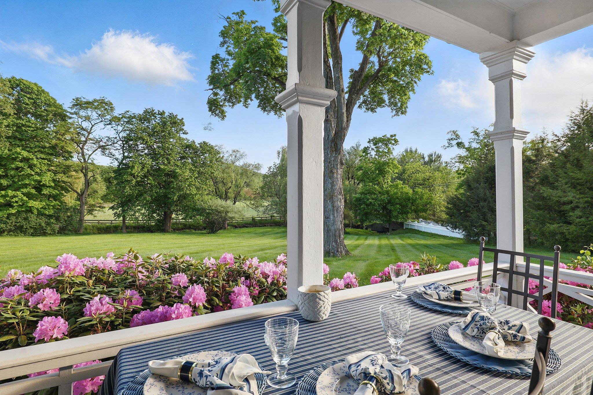 16 State School Road, Warwick, NY 10990