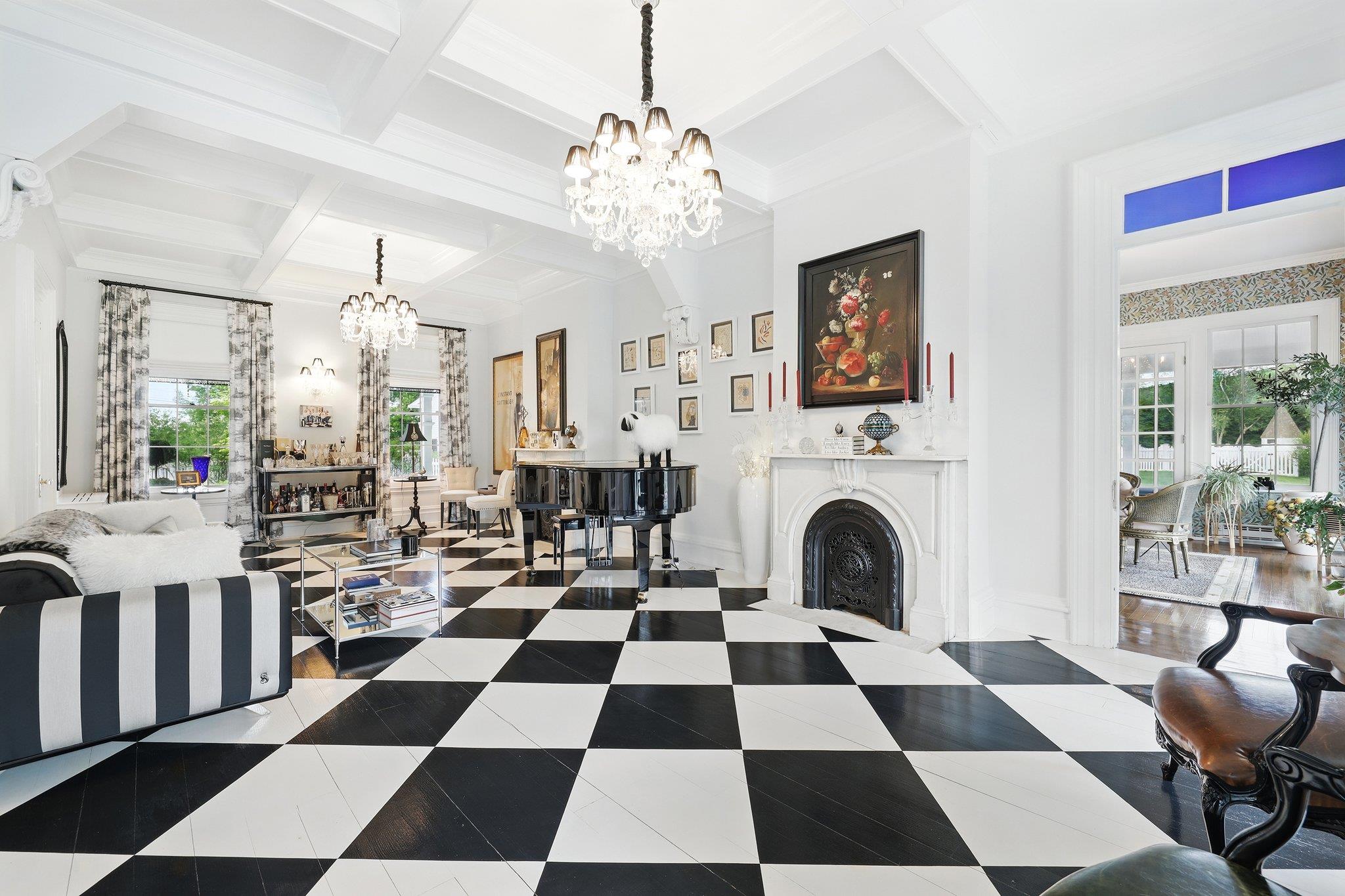 16 State School Road, Warwick, NY 10990