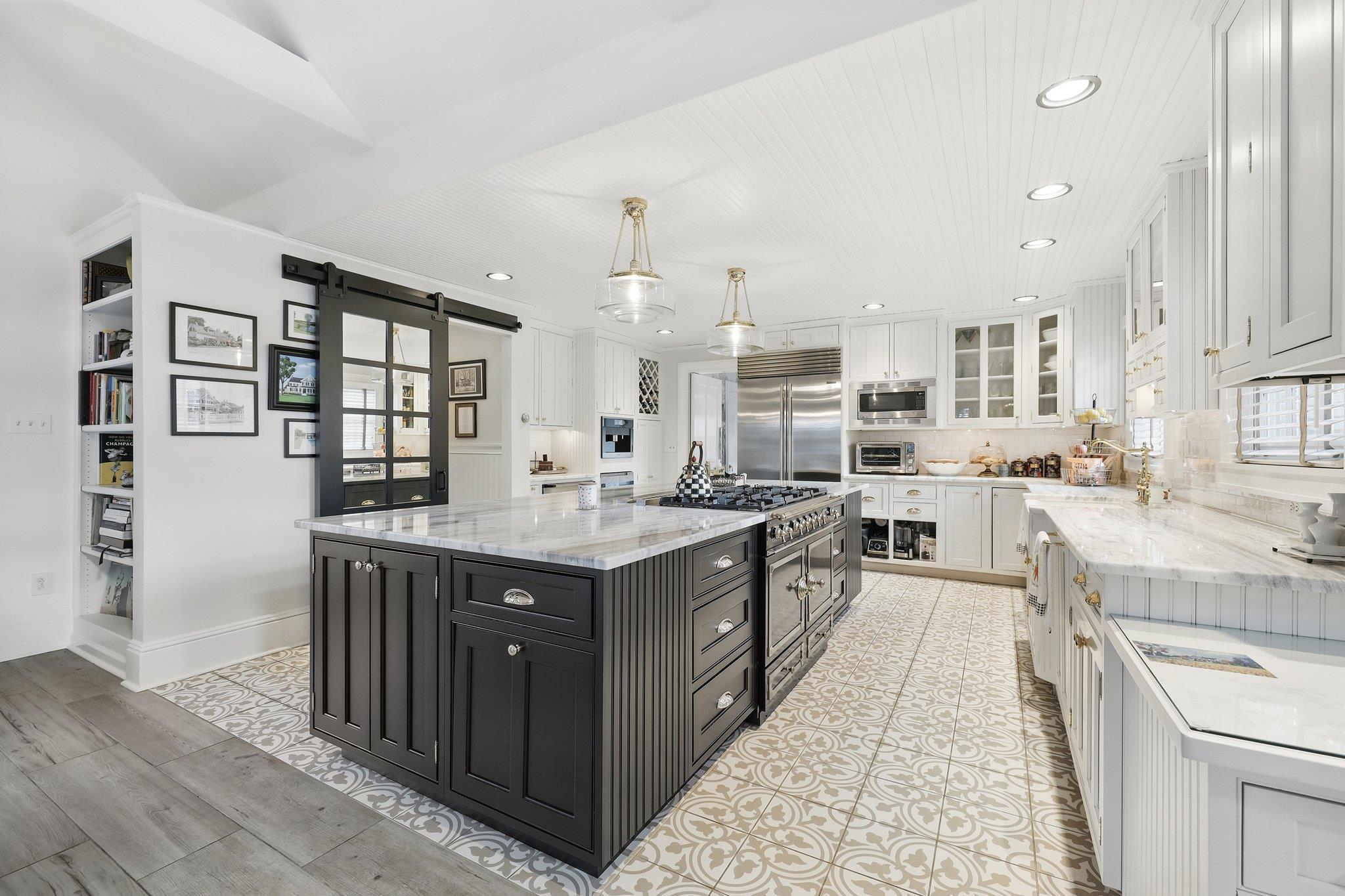 16 State School Road, Warwick, NY 10990