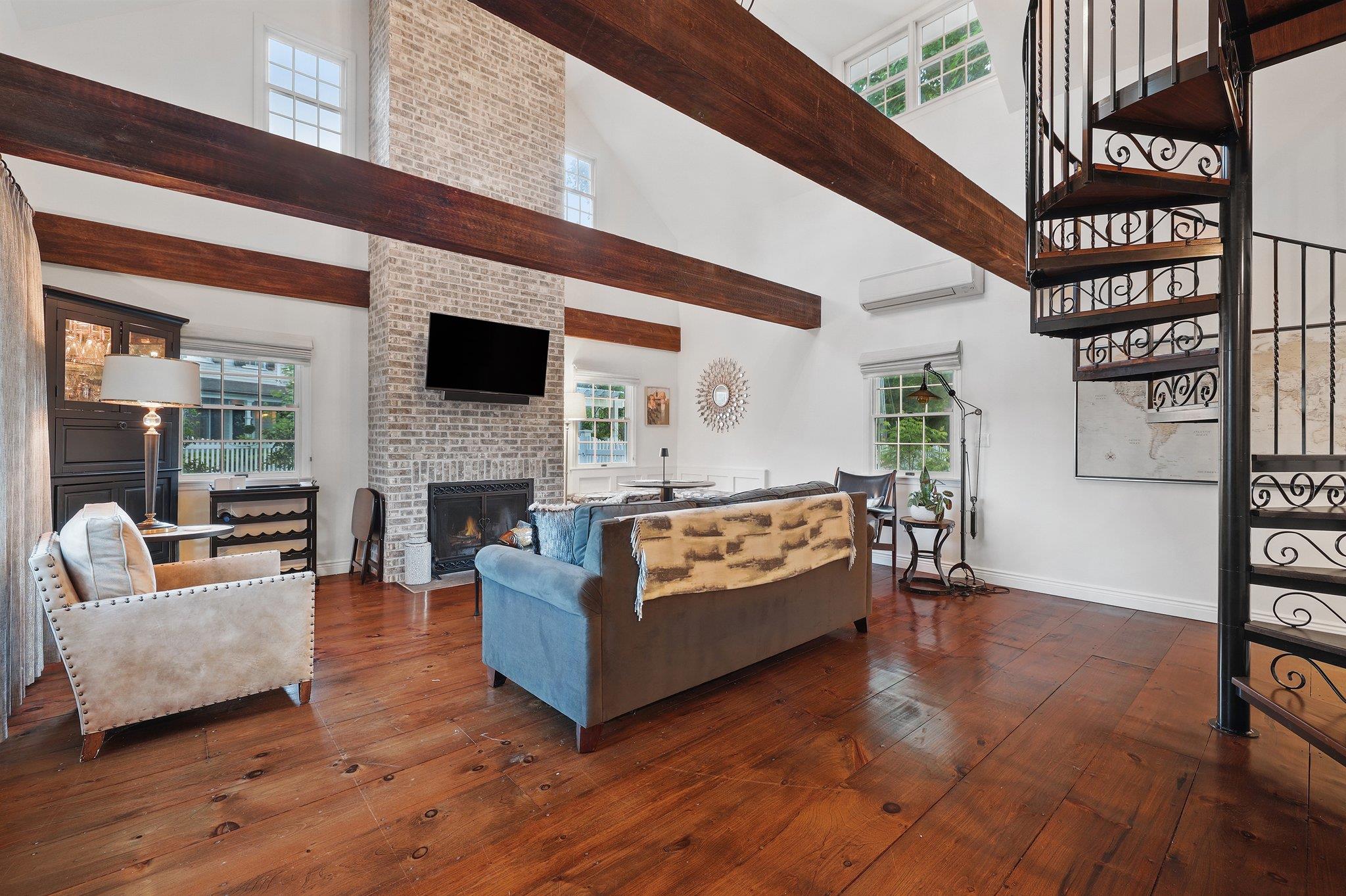 16 State School Road, Warwick, NY 10990