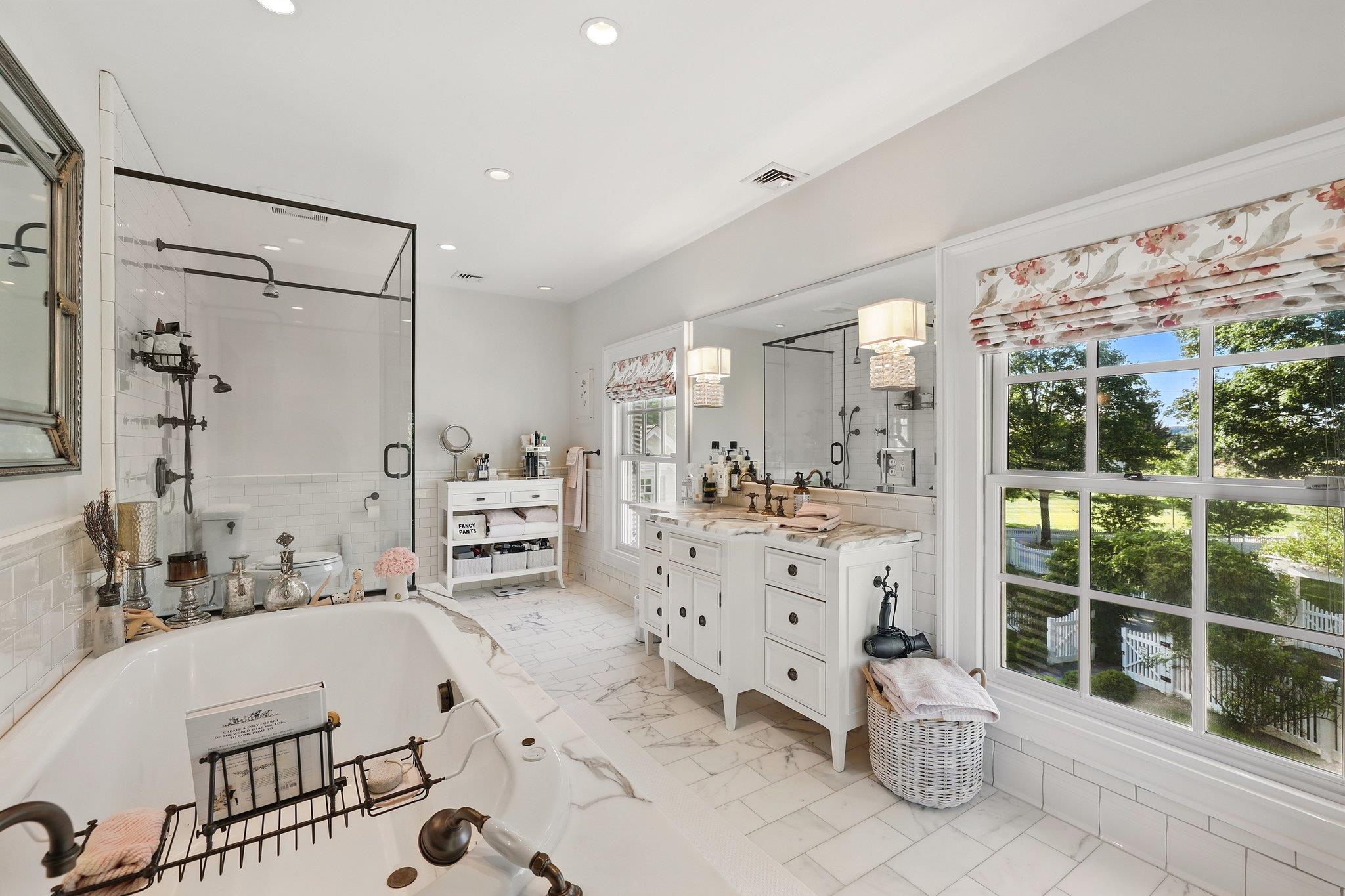 16 State School Road, Warwick, NY 10990