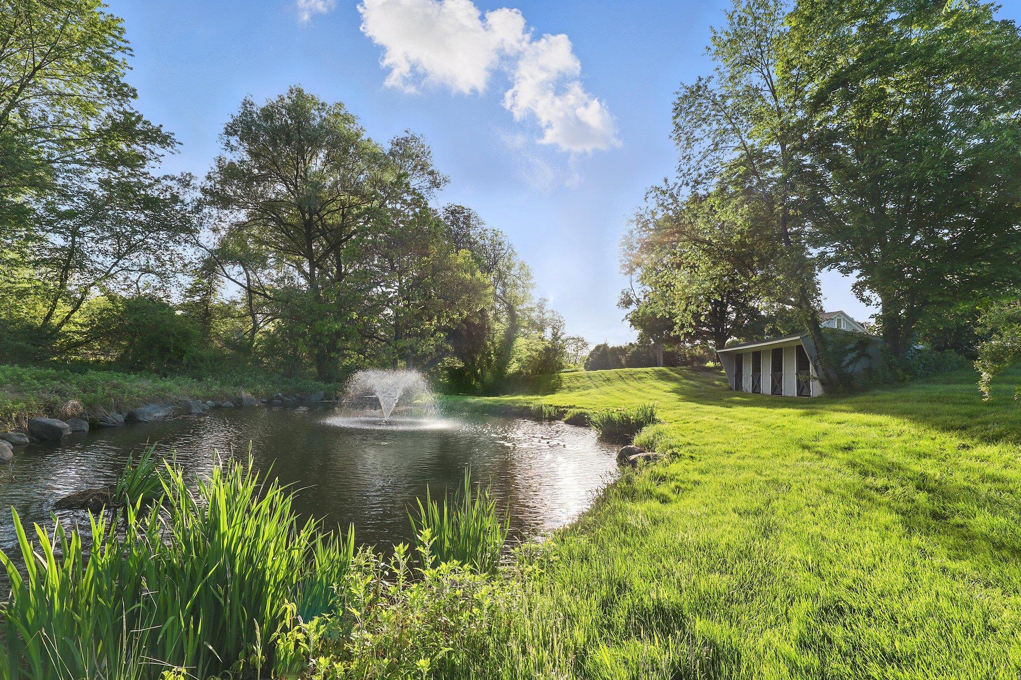 16 State School Road, Warwick, NY 10990