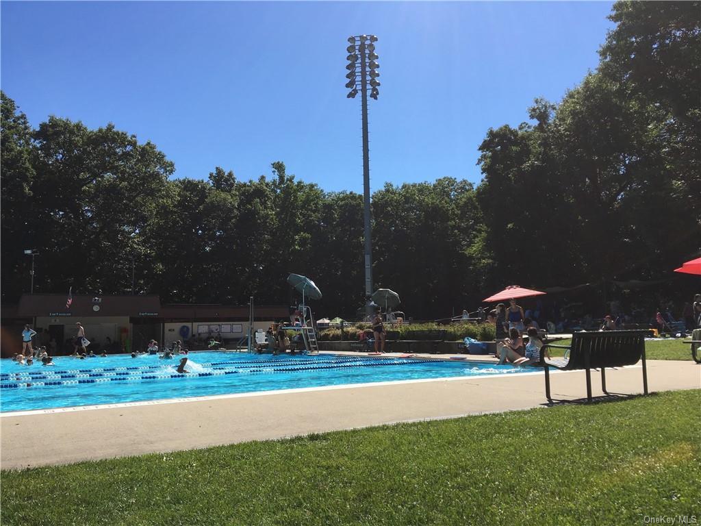 555 Broadway Avenue # 1H, Hastings-on-Hudson, NY 10706