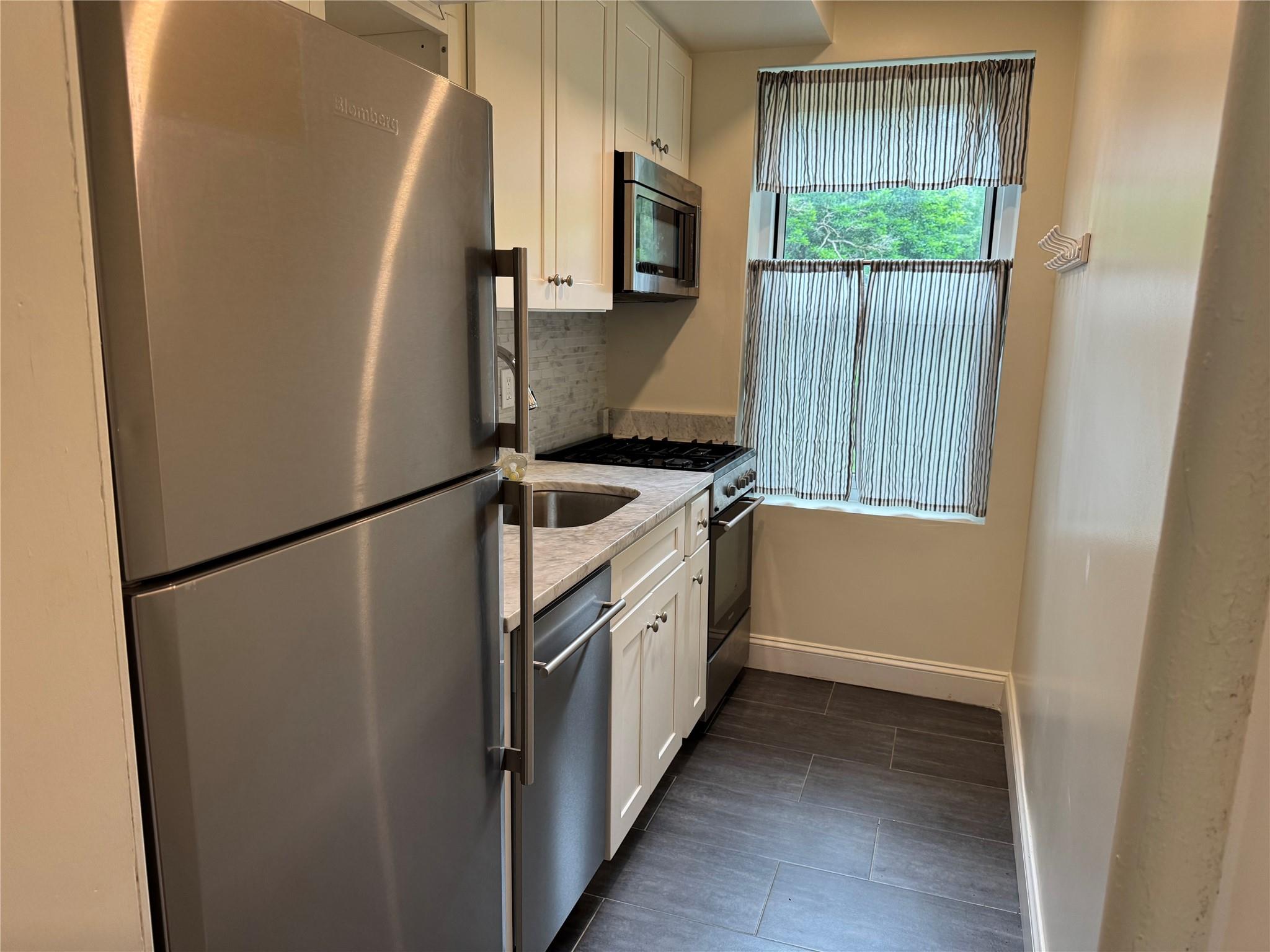 555 Broadway Avenue # 1H, Hastings-on-Hudson, NY 10706