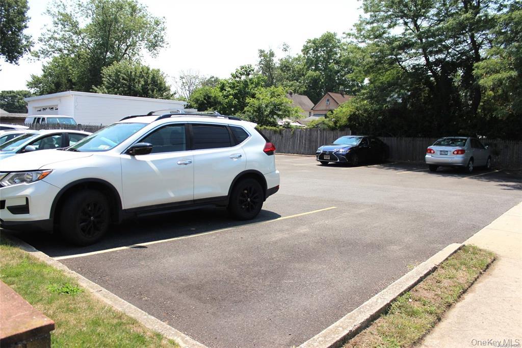 1000 Atlantic Avenue, Baldwin, NY 11510