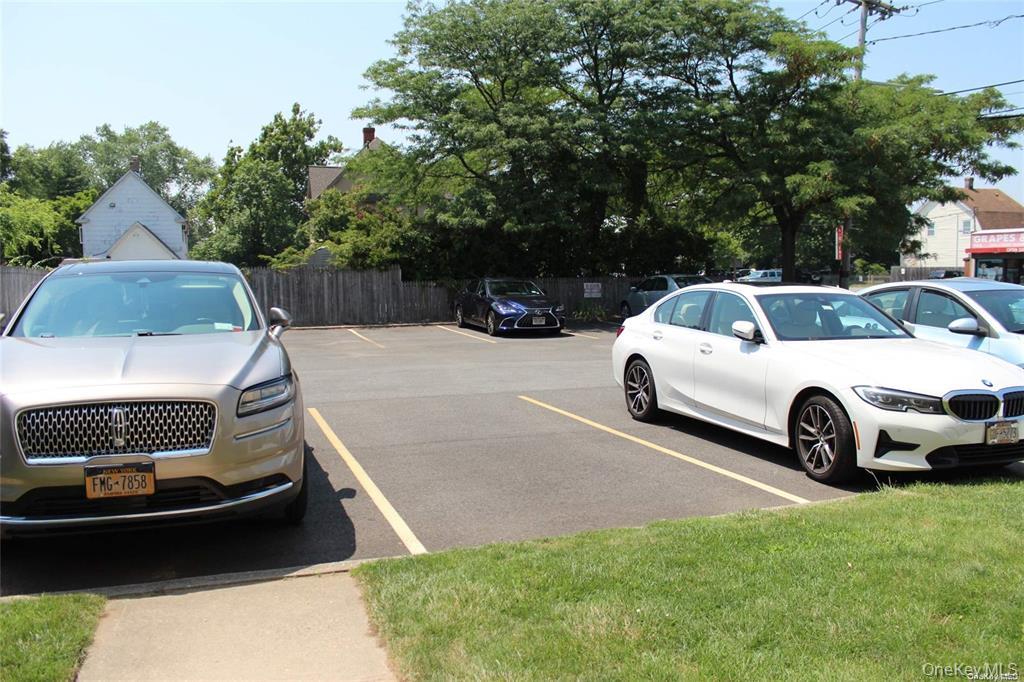 1000 Atlantic Avenue, Baldwin, NY 11510