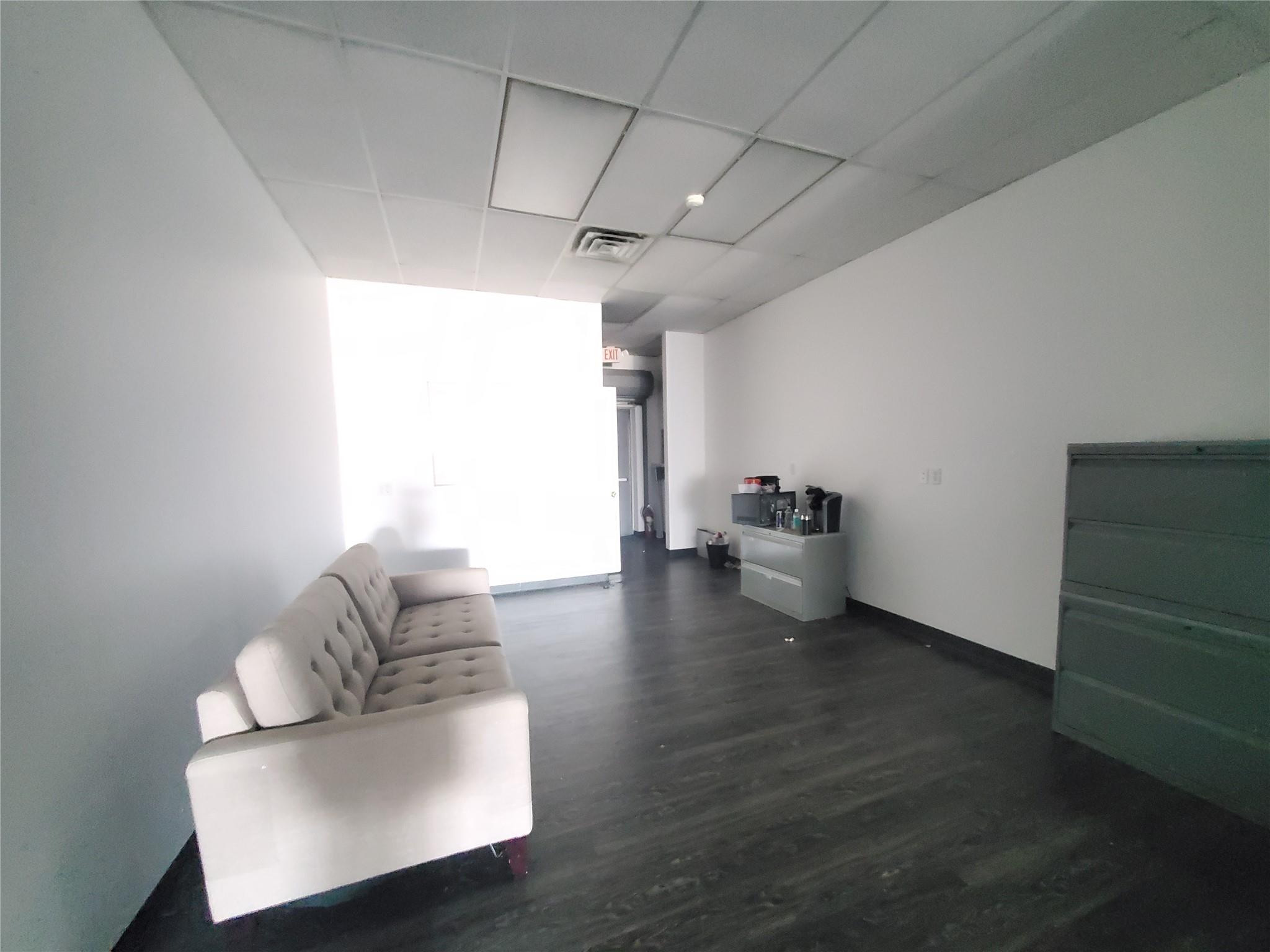 4842 Sunrise Highway, Sayville, NY 11782